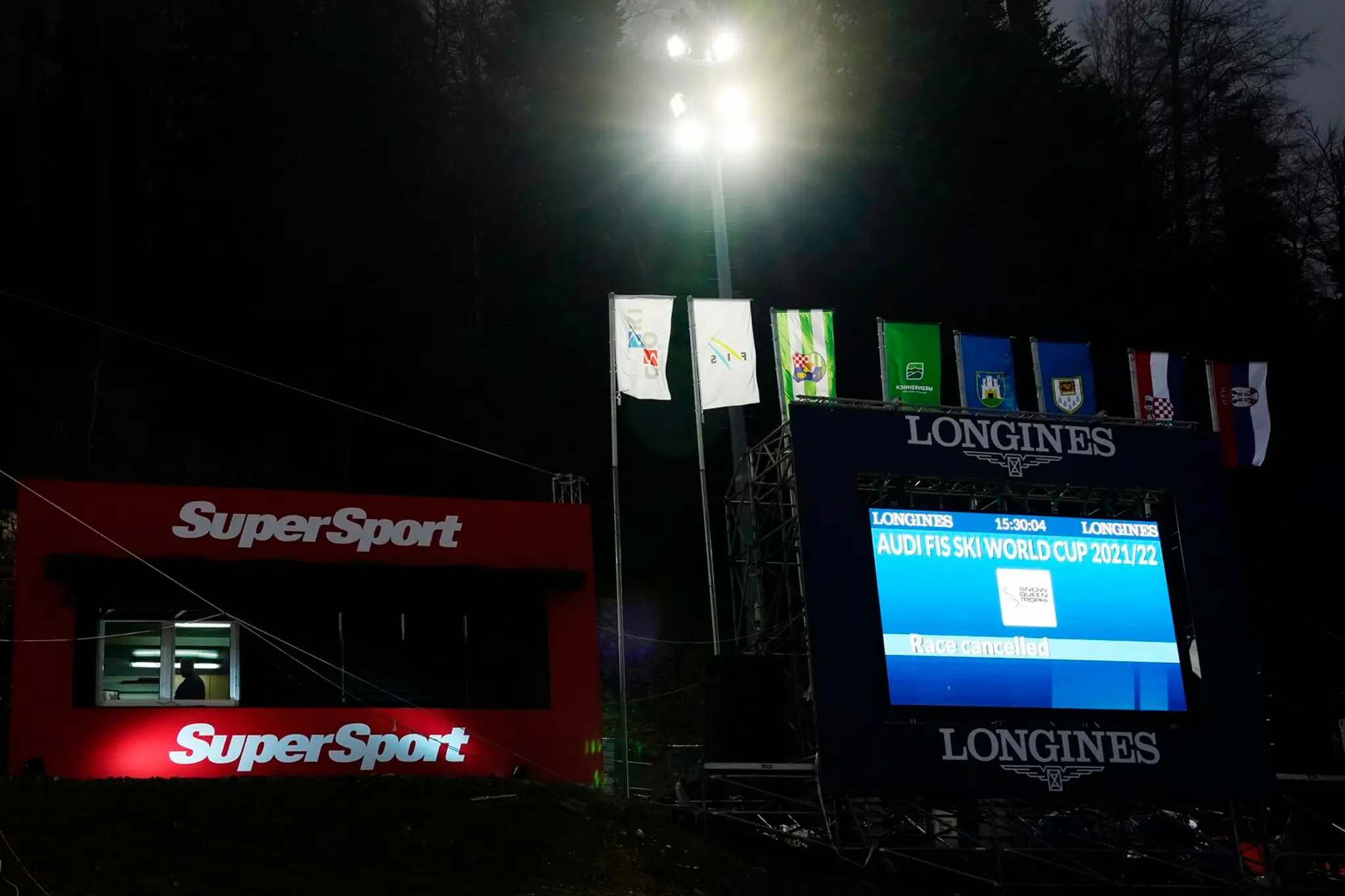 Stredajší slalom Svetového pohára alpských lyžiarov v Záhrebe sa napokon neuskutoční.