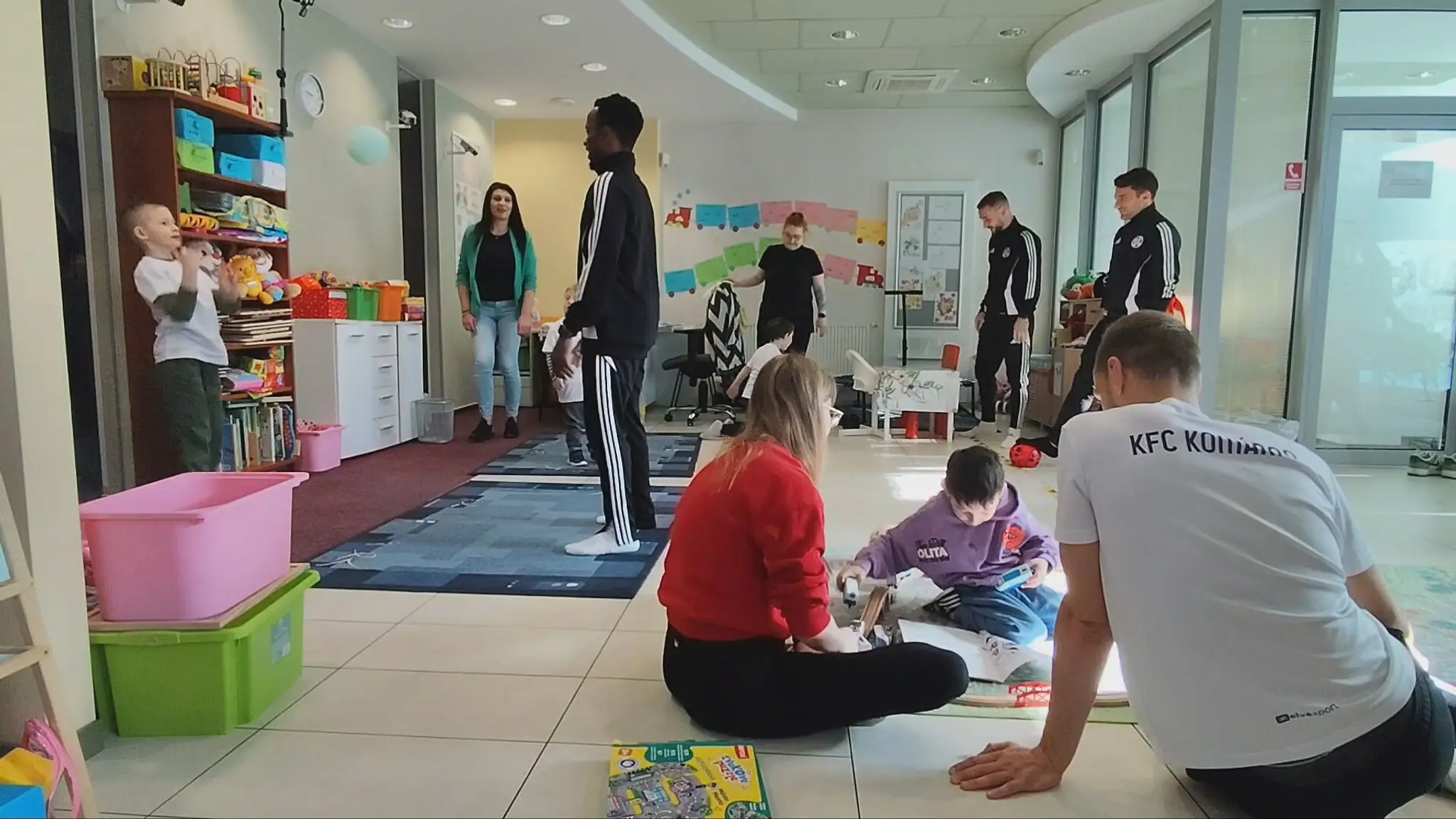 Hráči Niké ligy s autistami