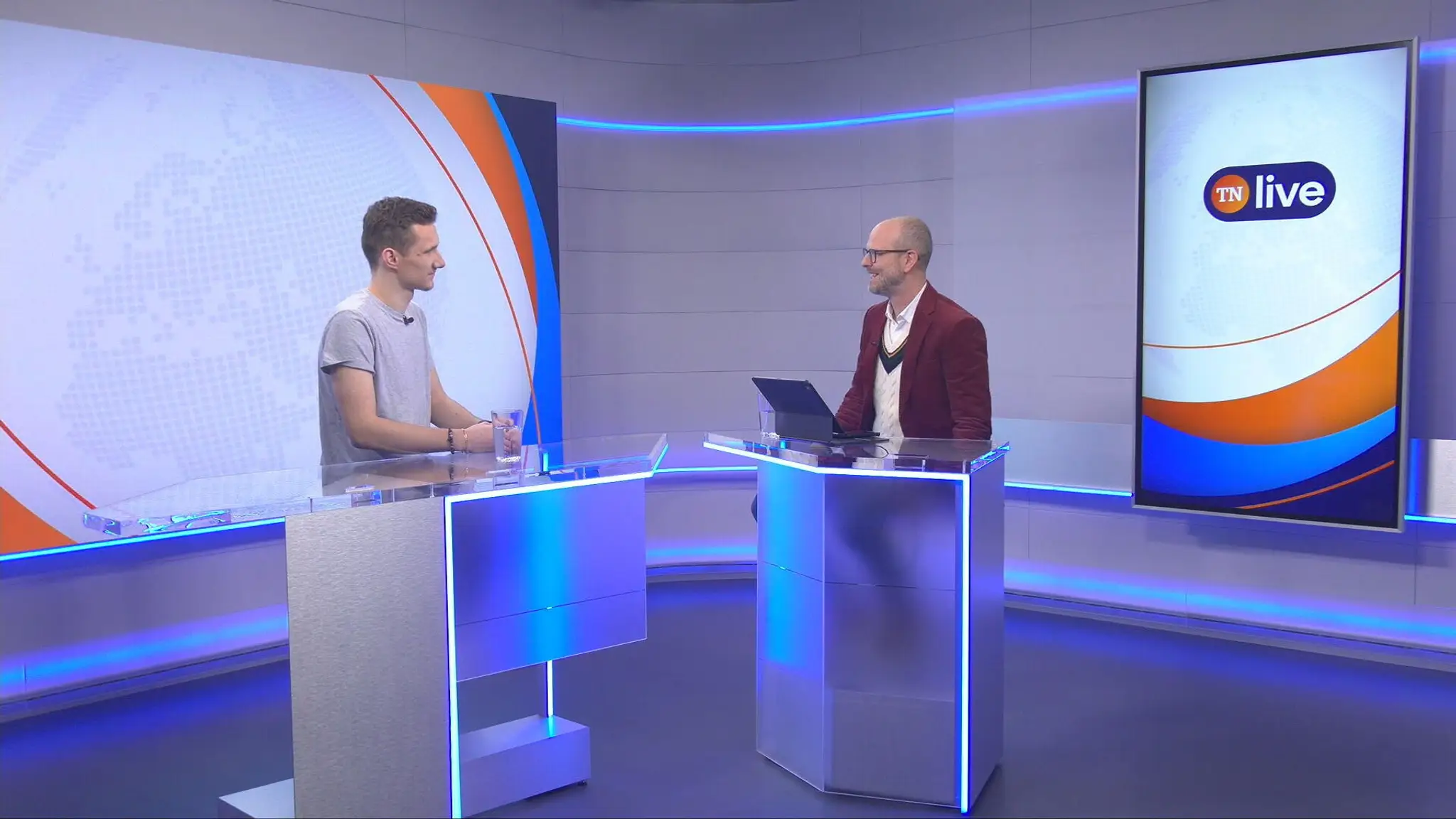 Ján Koštial v štúdiu TN live.