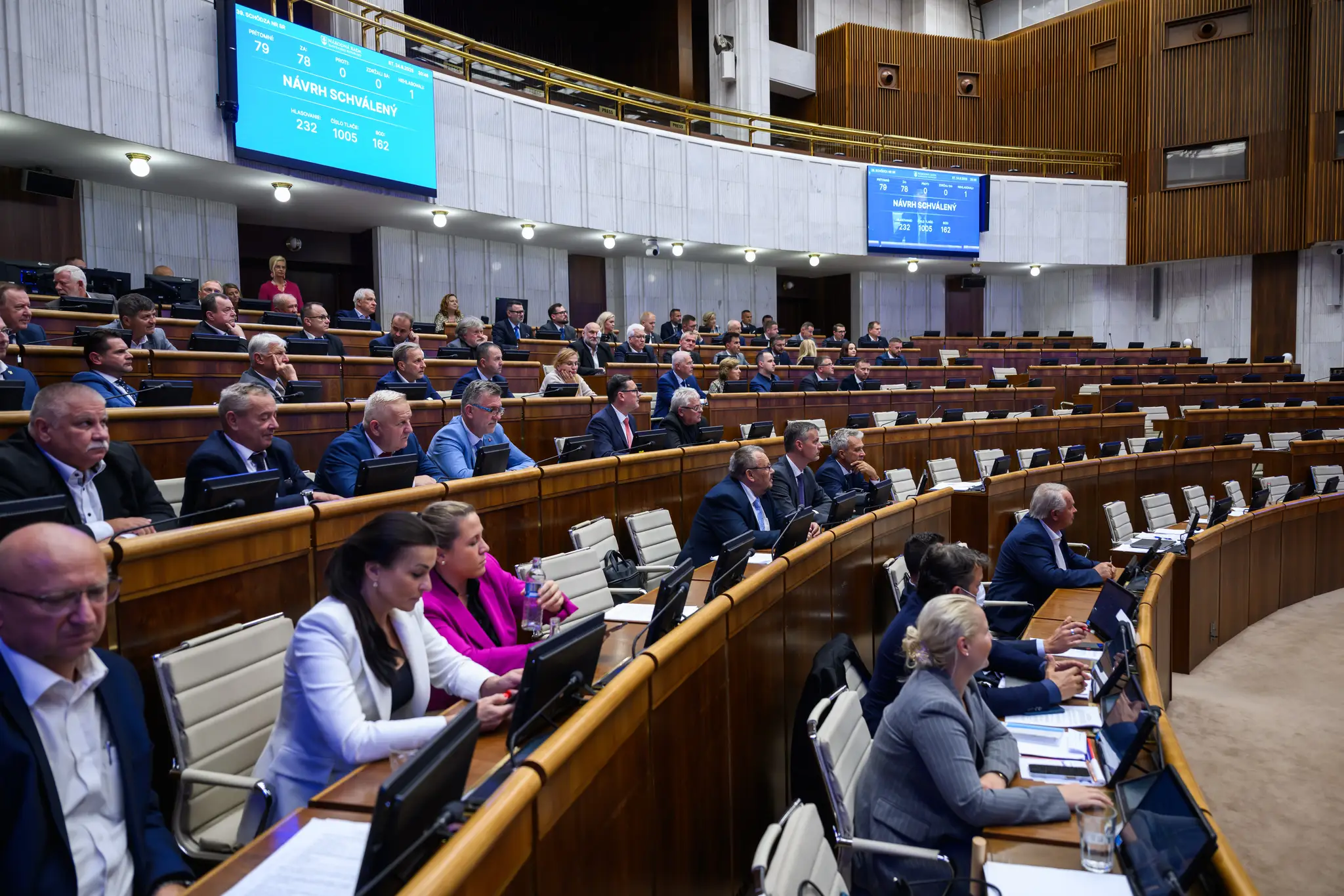 Parlament.