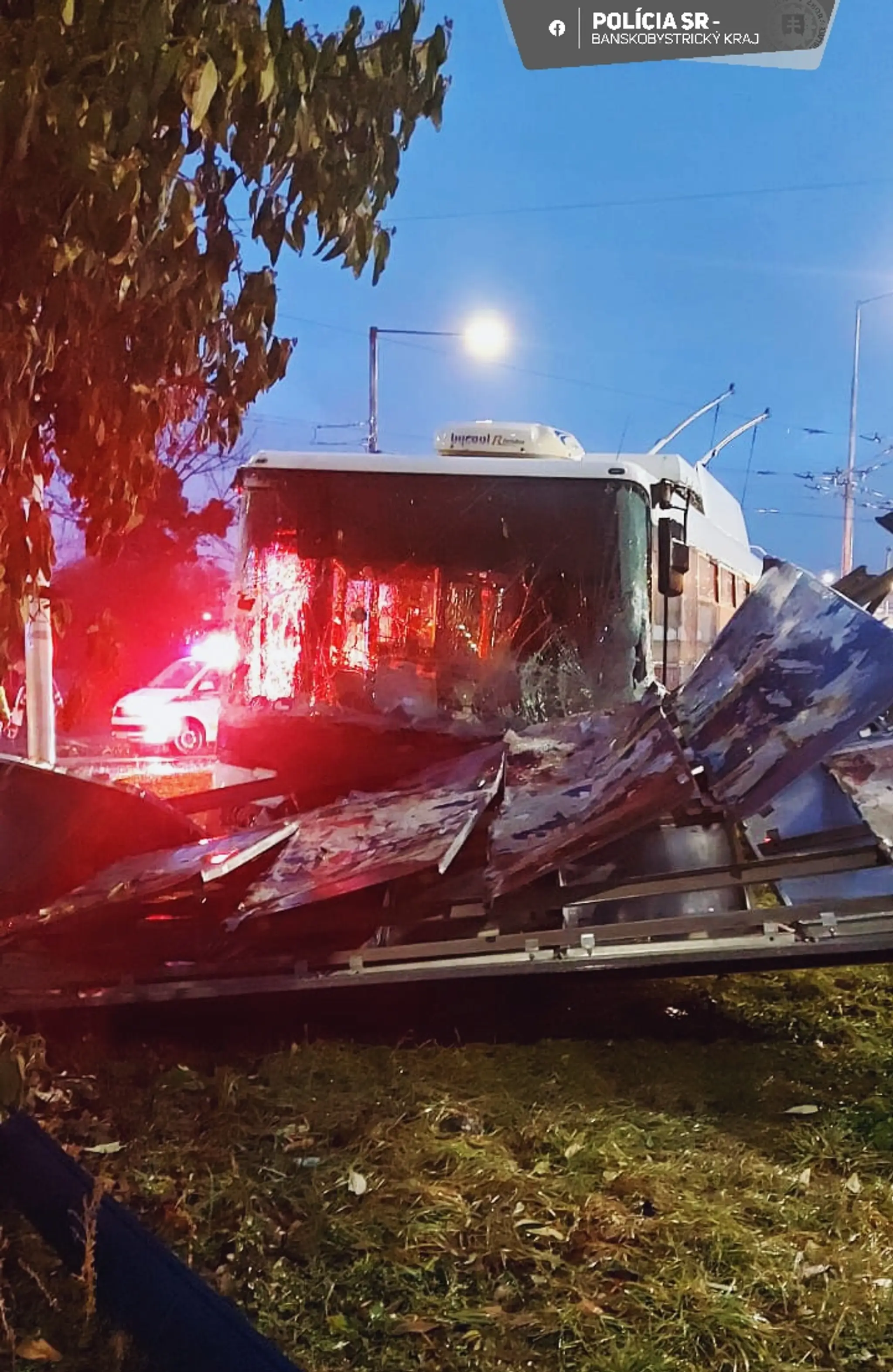 Pri nehode trolejbusu v Banskej Bystrici sa zranilo sedem ľudí