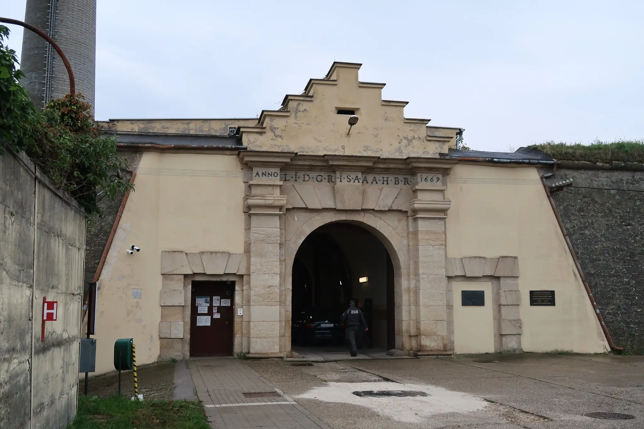 Väznica v Leopoldove