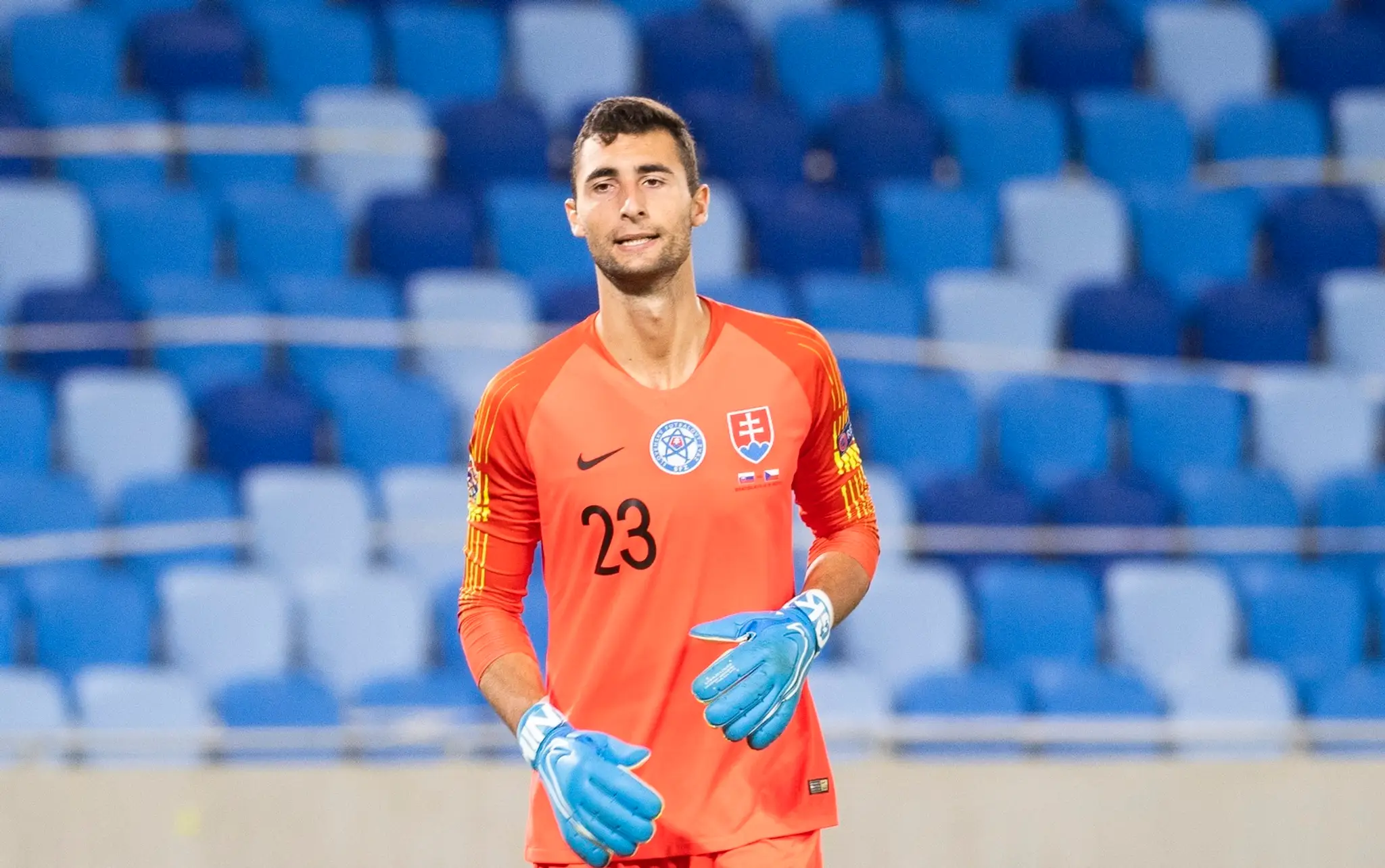 Na snímke brankár Dominik Greif počas zápasu  futbalovej Ligy národov Slovensko - Česko.