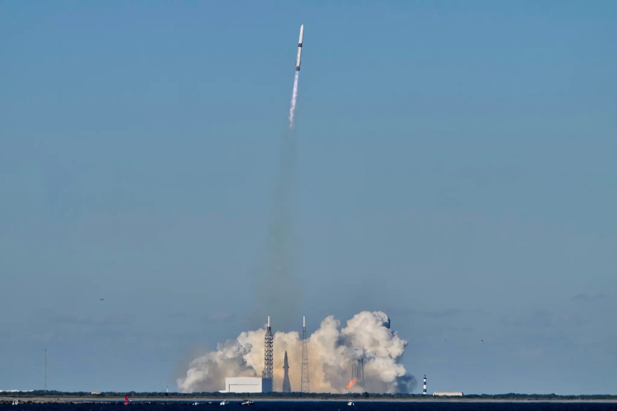 Veľký úspech projektu Blue Origin. Vypustili raketu New Glenn s družicami, ktoré budú skúmať Mars