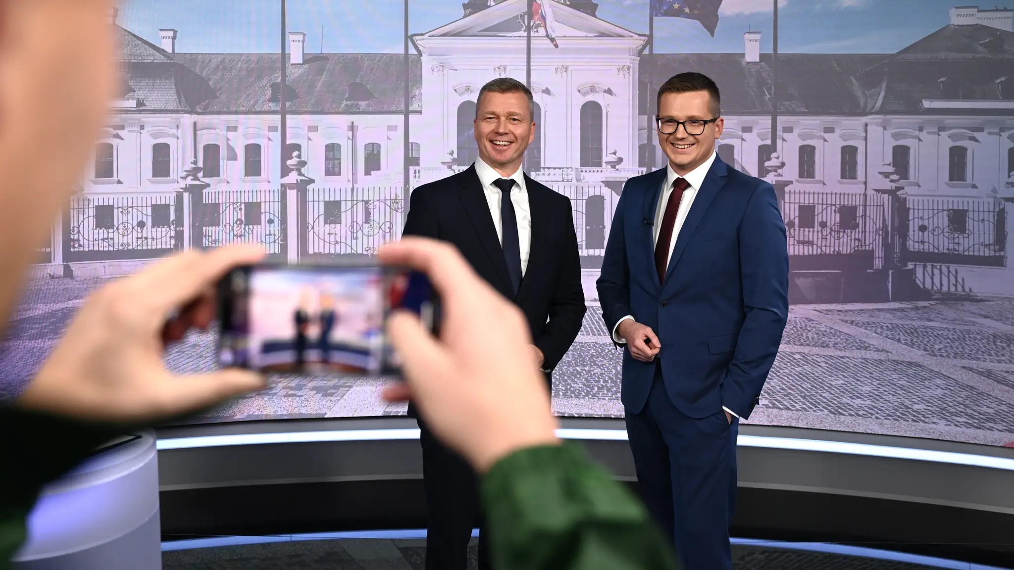 Krisztián Forró v prvej predvolebnej diskusii.