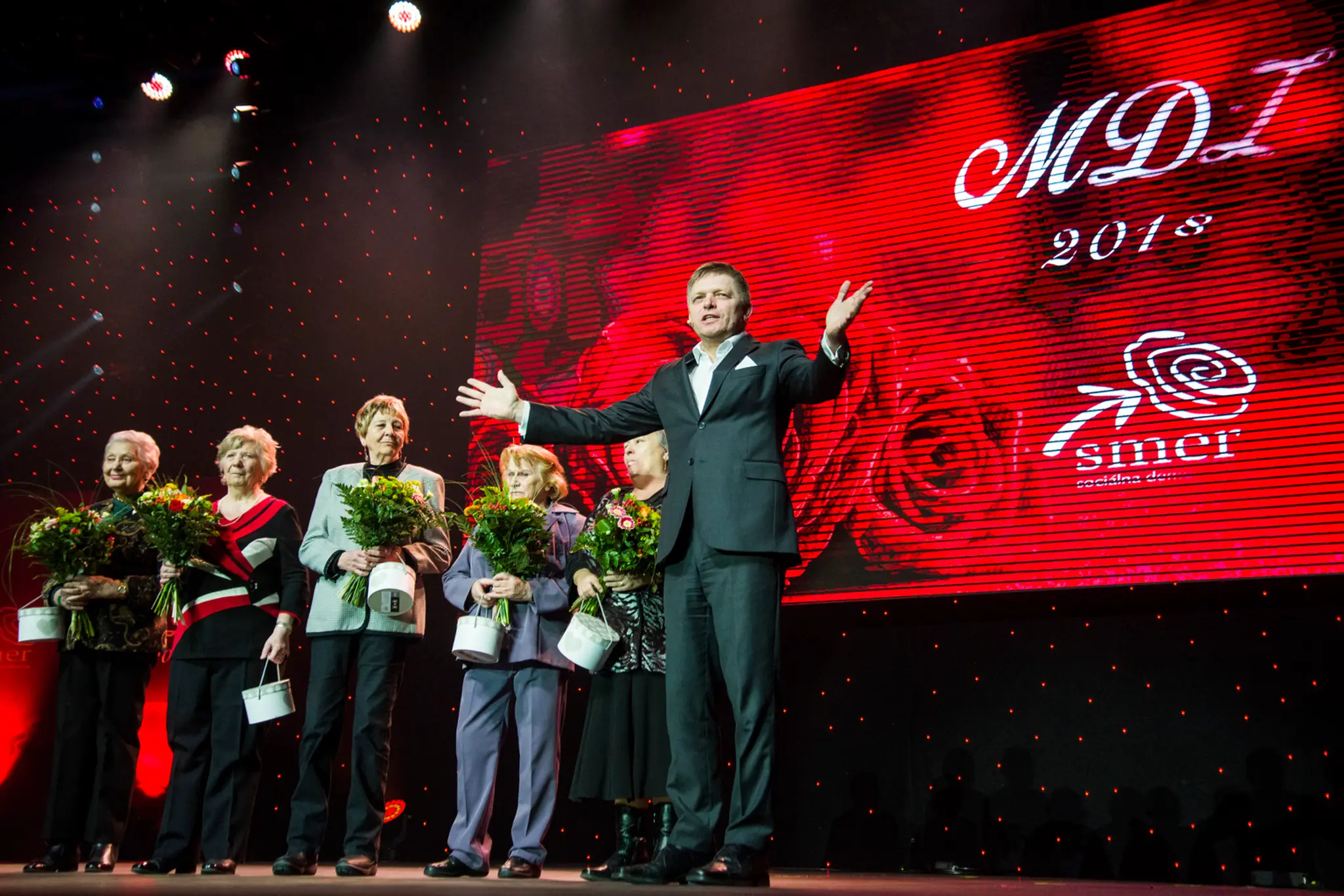 Kultúrne podujatie strany Smer-SD pri príležitosti MDŽ.