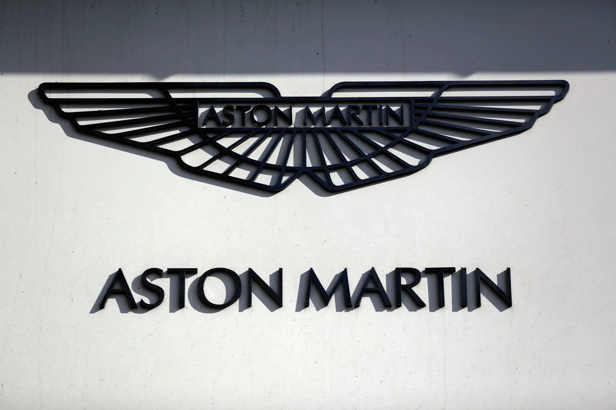 Automobilka Aston Martin.jpg
