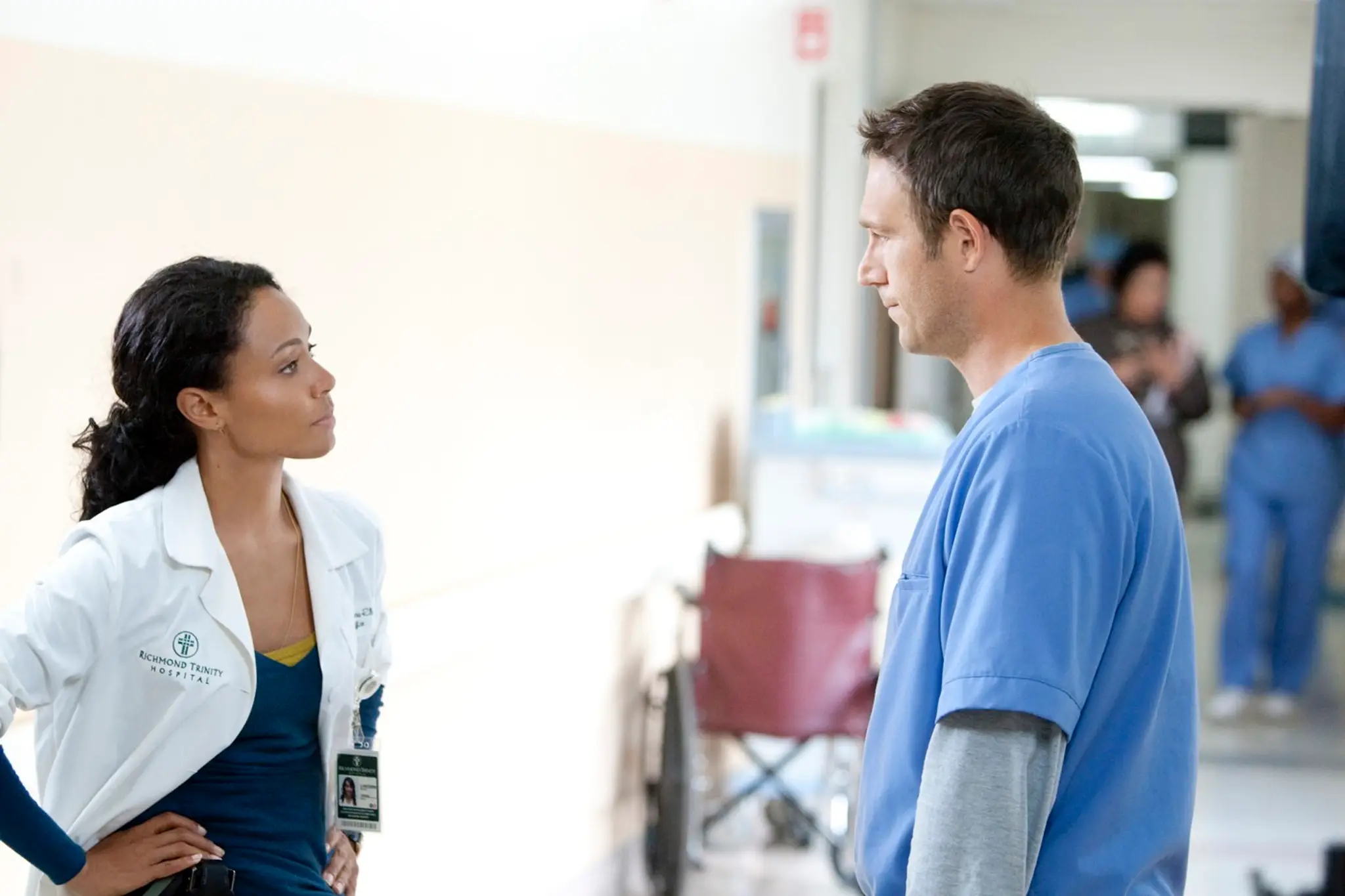 Jada Pinkett Smith a Michael Vartan v seriáli Hawthorne