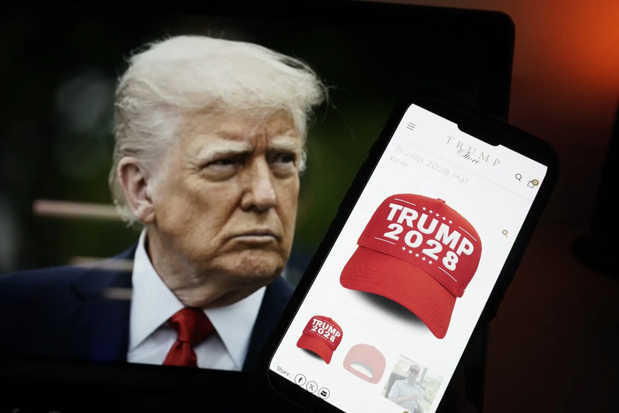 Trump predáva nové šiltovky.