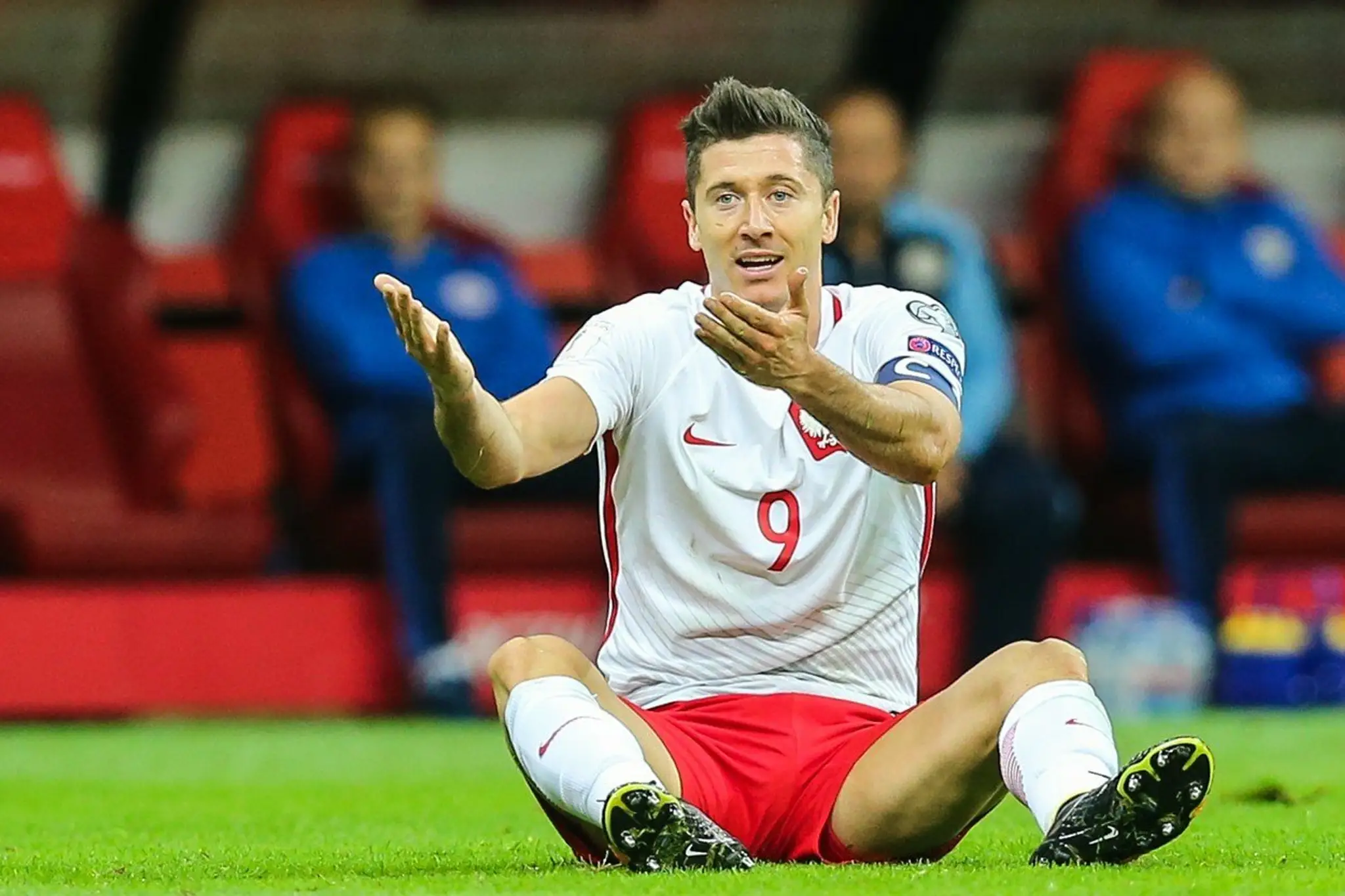 Robert Lewandowski počas zápasu Poľsko - Kazachstan.