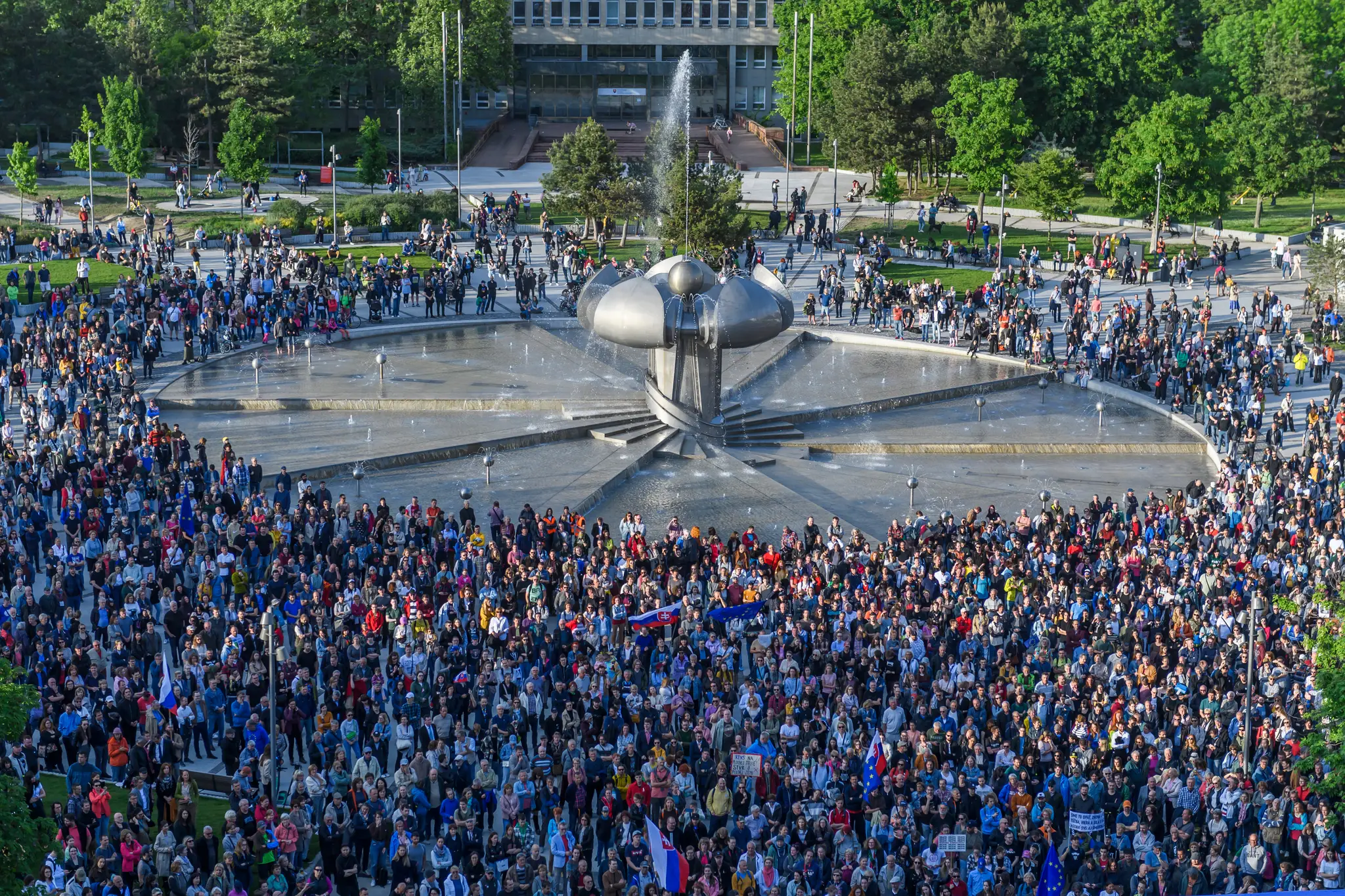 Protest opozičného PS.
