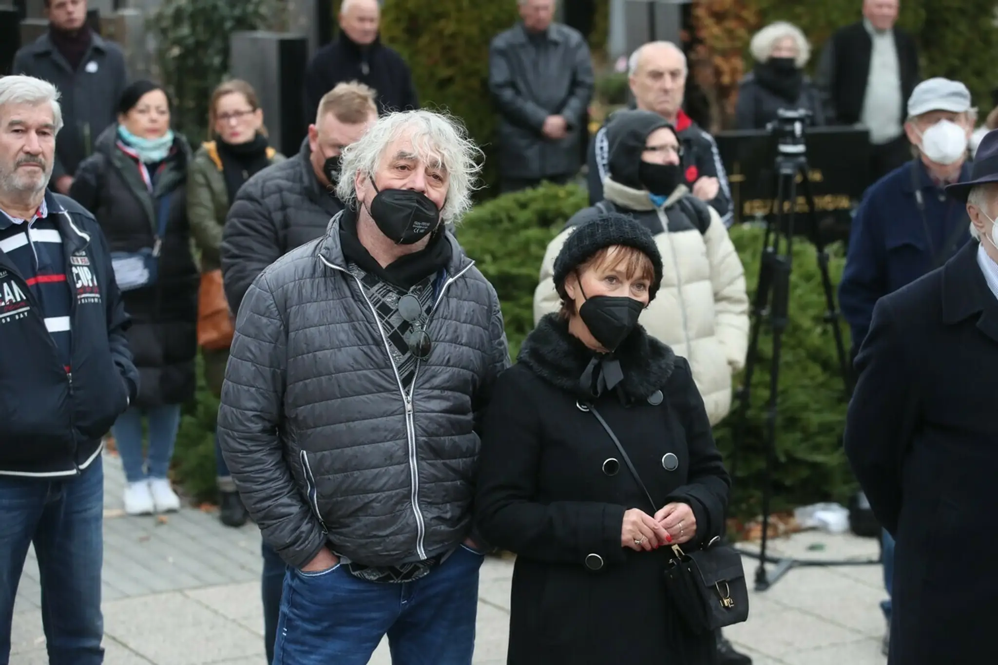Posledná rozlúčka s Miroslavom Žbirkom - Petra Černocká, manžel Jiří Pracný