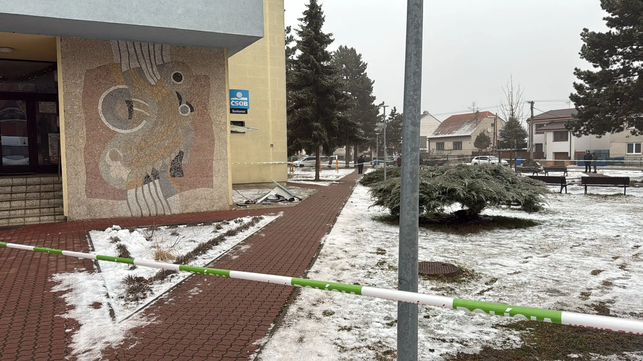 Výbuch bankomatu v obci Závod