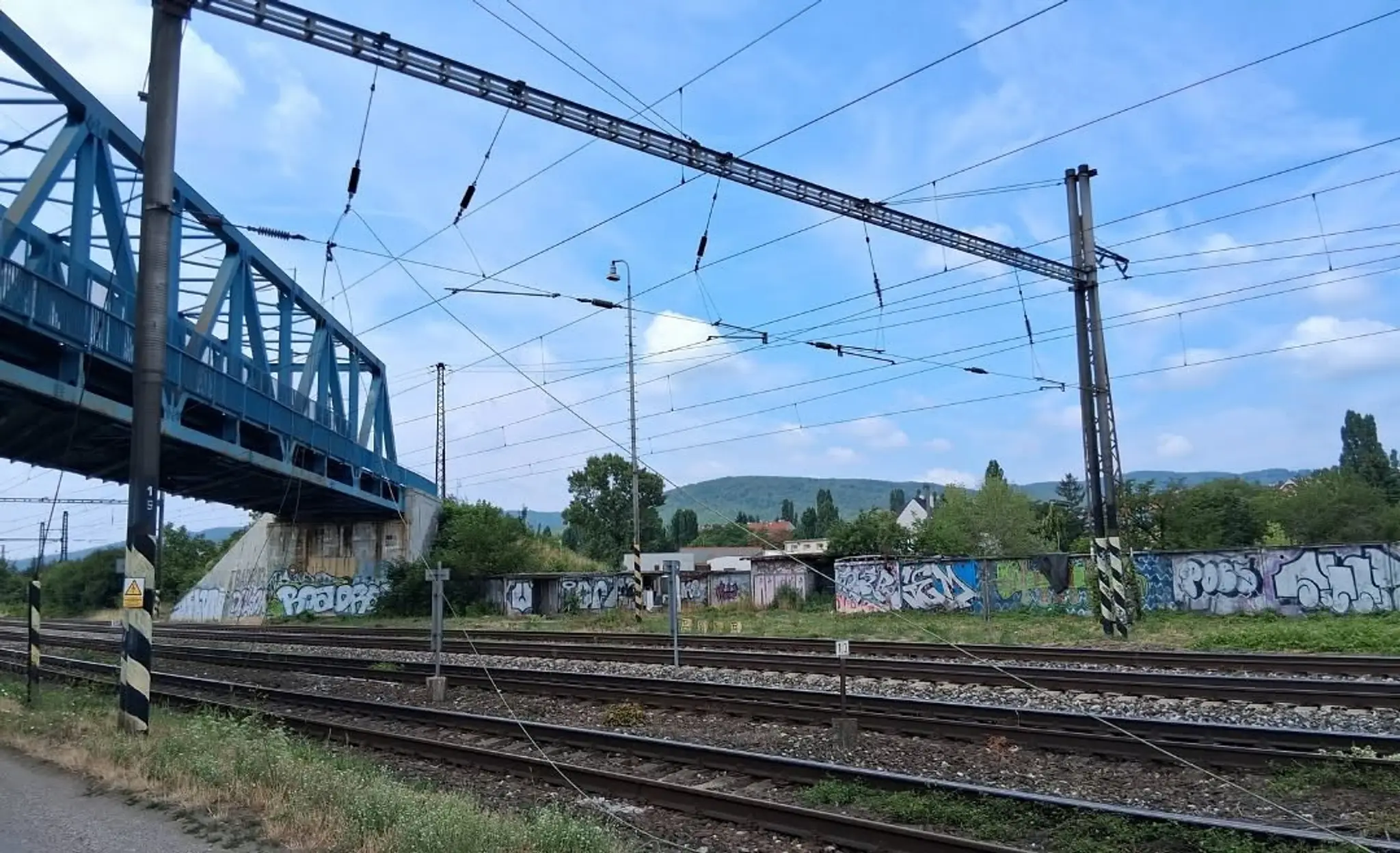 Porucha trakčného vedenia na železnici