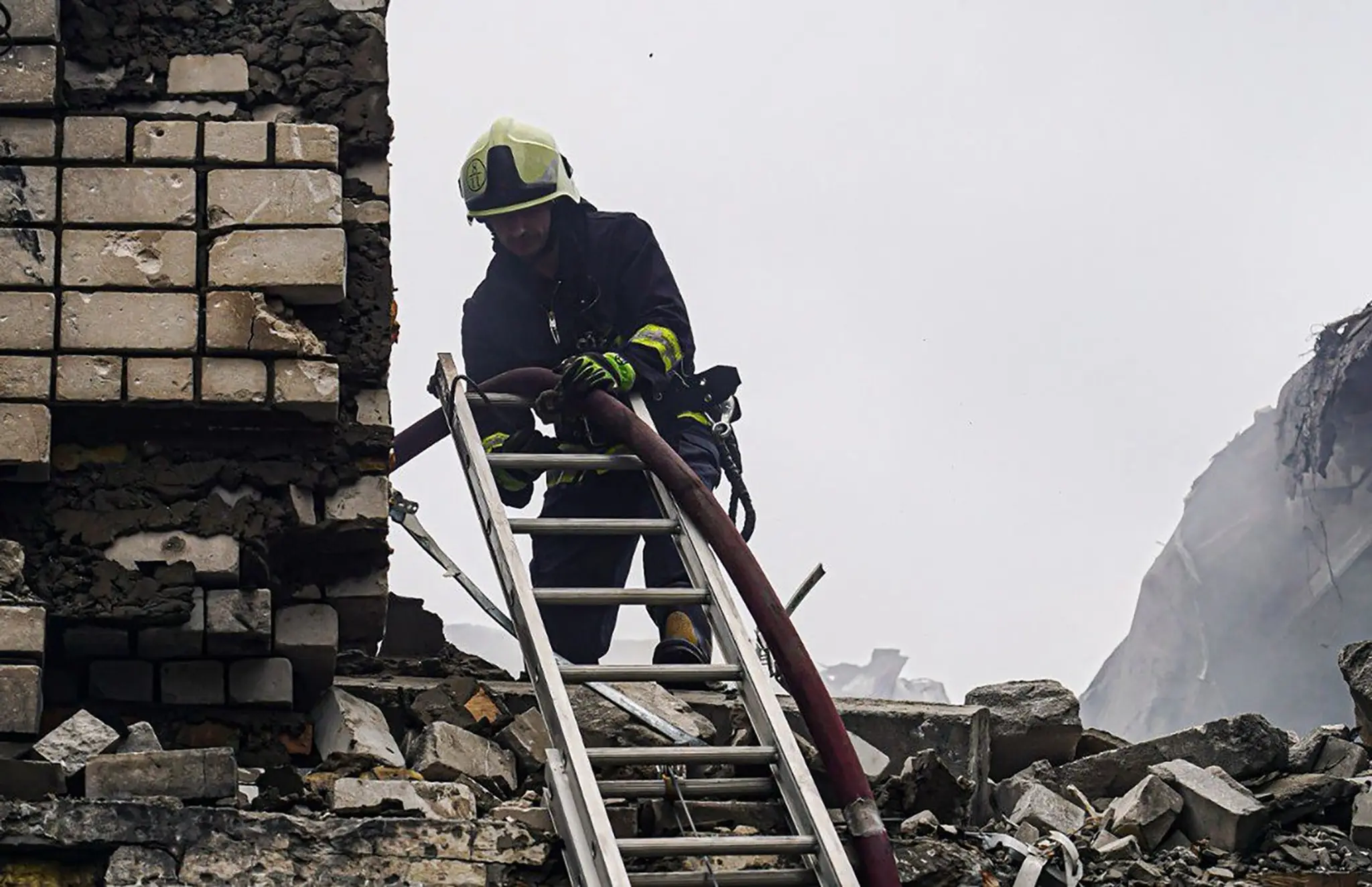 Bombardovanie v Doneckej oblasti