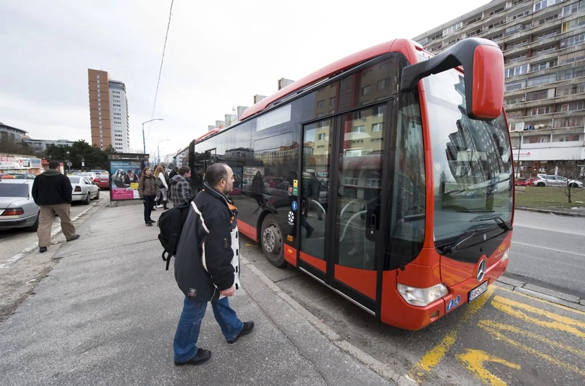 Autobus MHD v Bratislave - ilustračná snímka