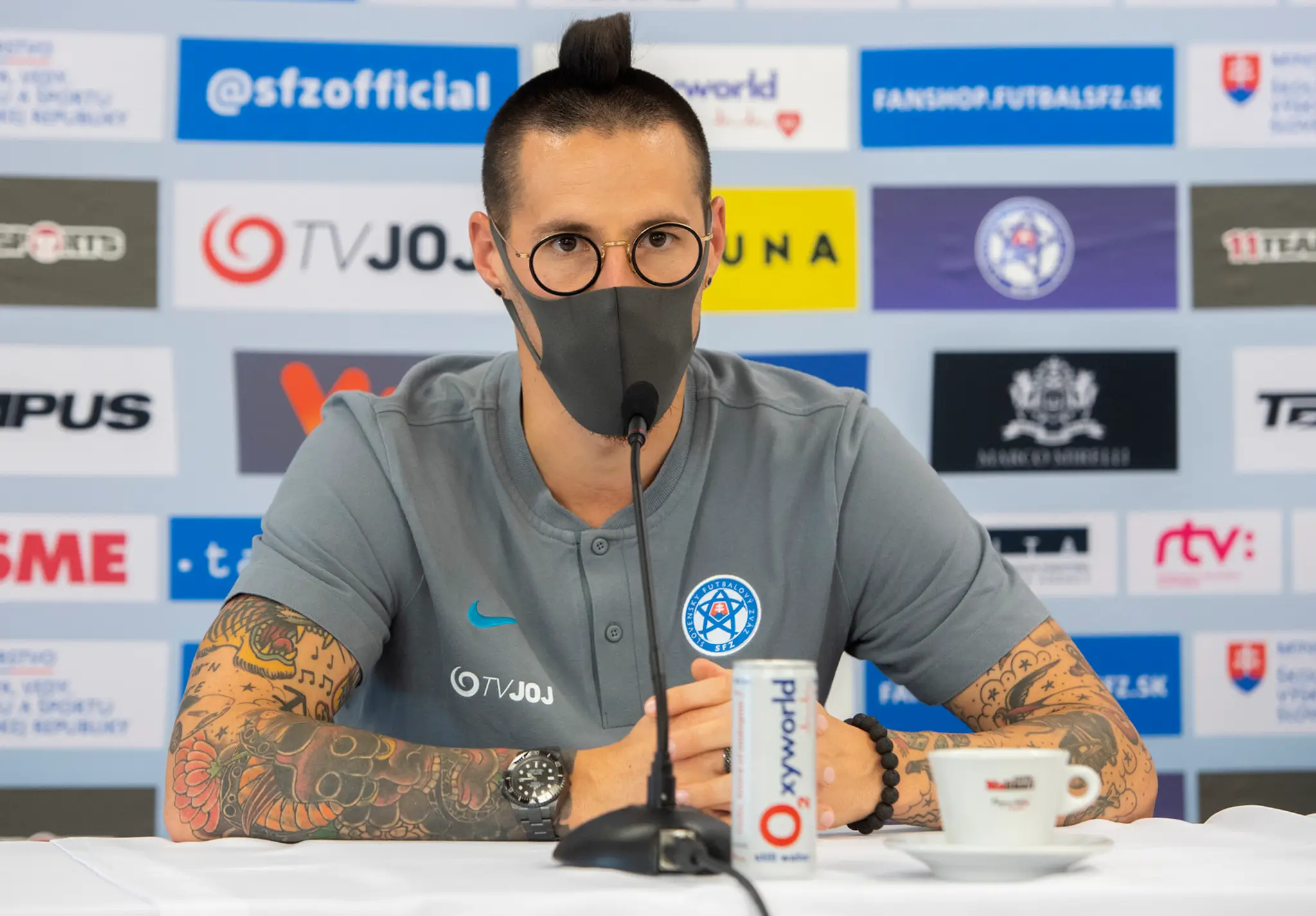 Kapitán slovenskej reprezentácie Marek Hamšík počas tlačovej konferencie pred kvalifikačnými zápasmi.