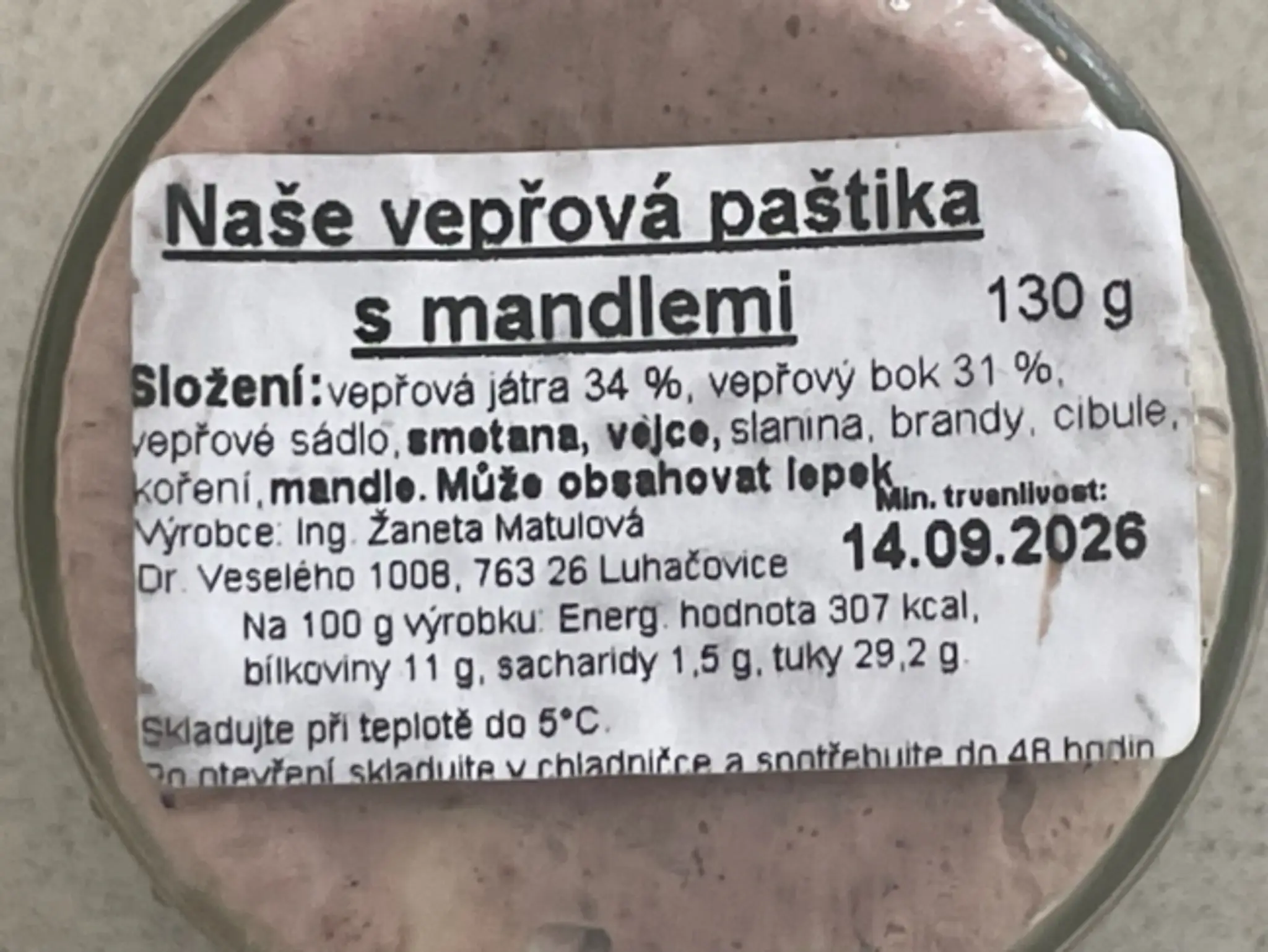Paštéta s mandľami.