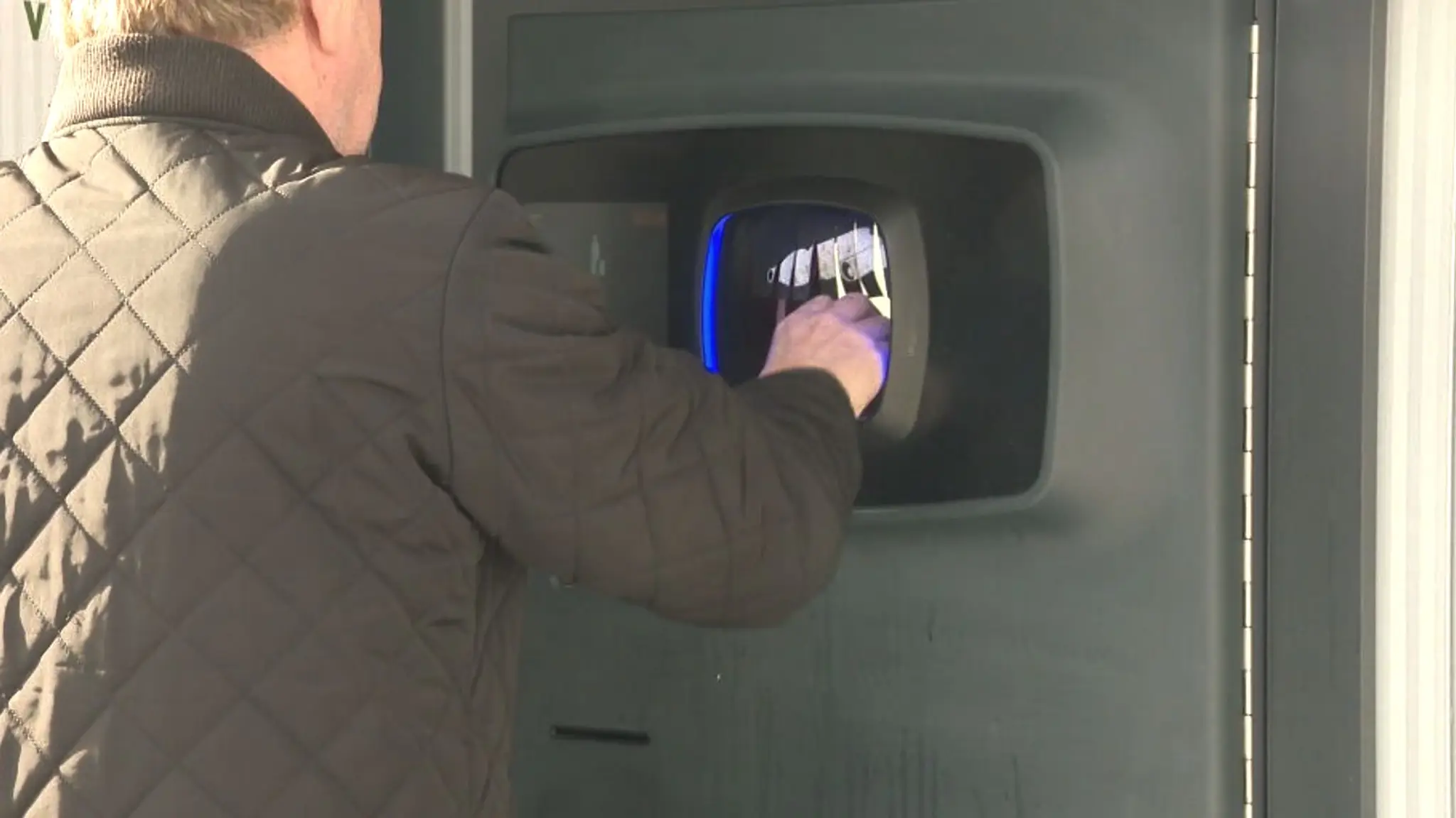 Automat na zálohované fľaše. Ilustračná snímka. 