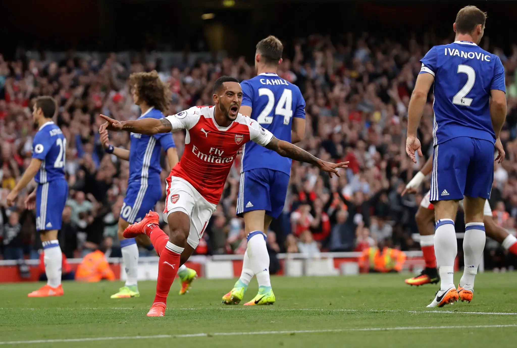 Theo Walcott autor druhého gólu.