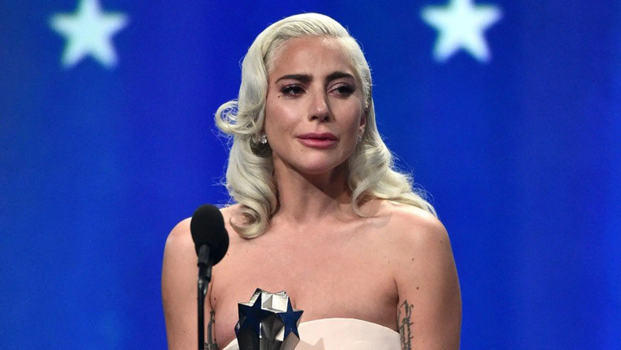 Dojatá Lady Gaga verejne vyznala lásku mužovi. Nie však tomu svojmu