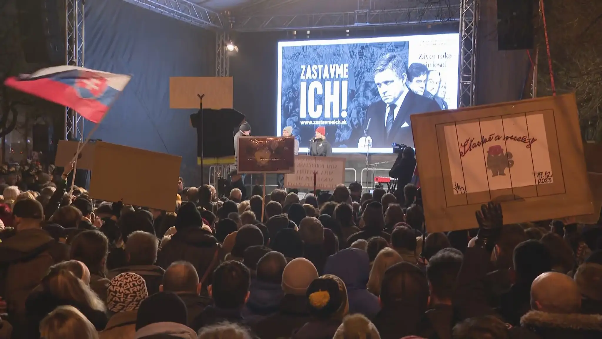 Opozičné protesty v Bratislave.