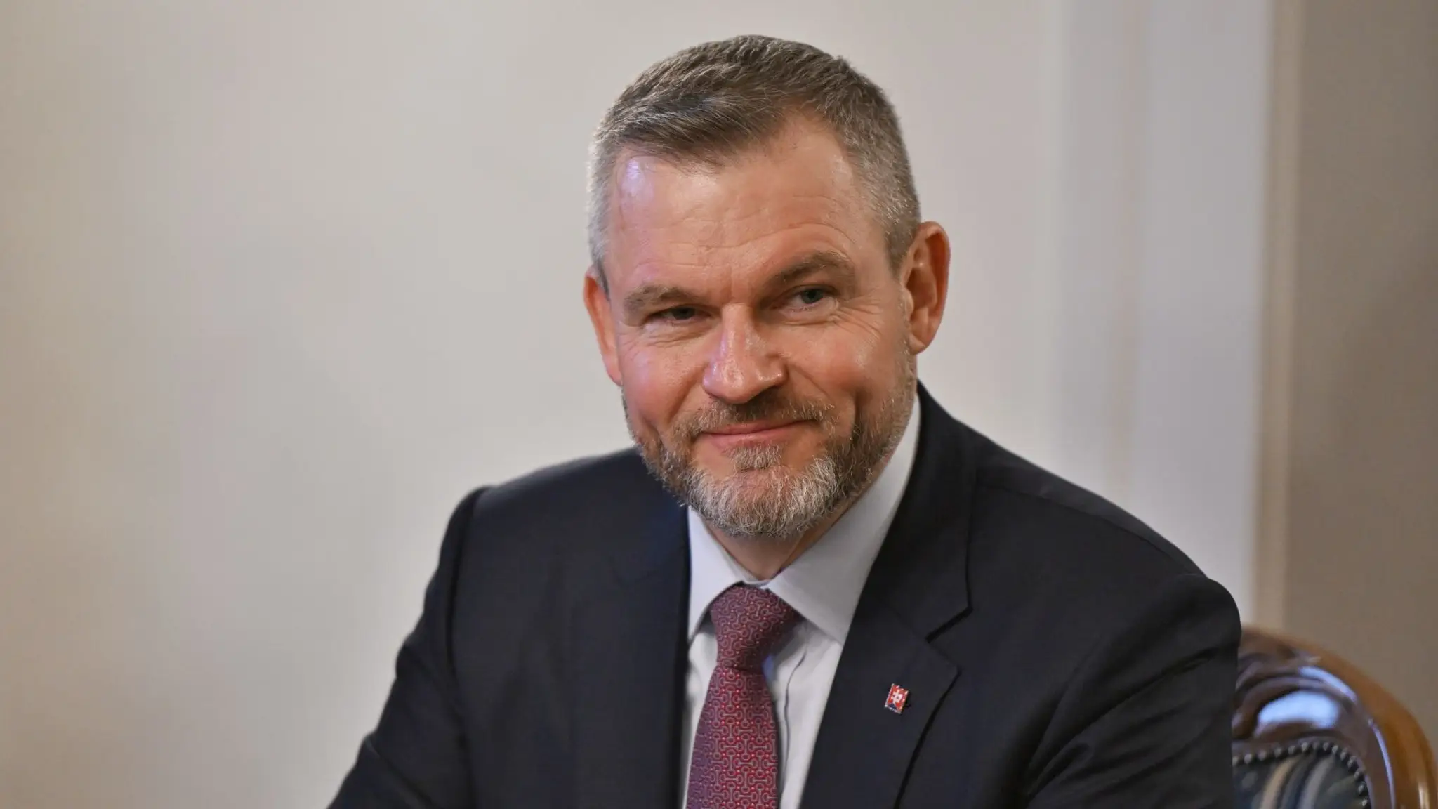 Peter Pellegrini vycestoval na prvý summit prezidentov V4