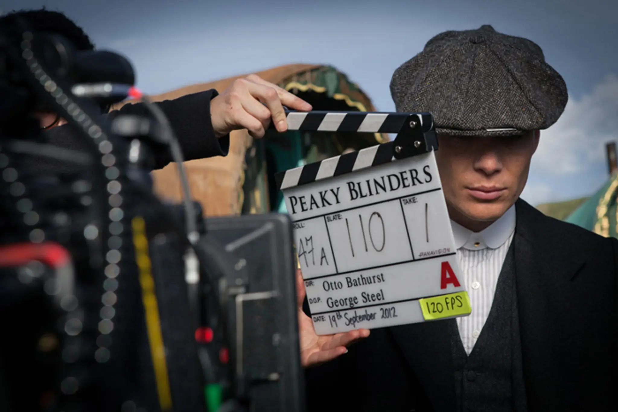 Hlavná postava seriálu Peaky Blinders - Cillian Murphy.