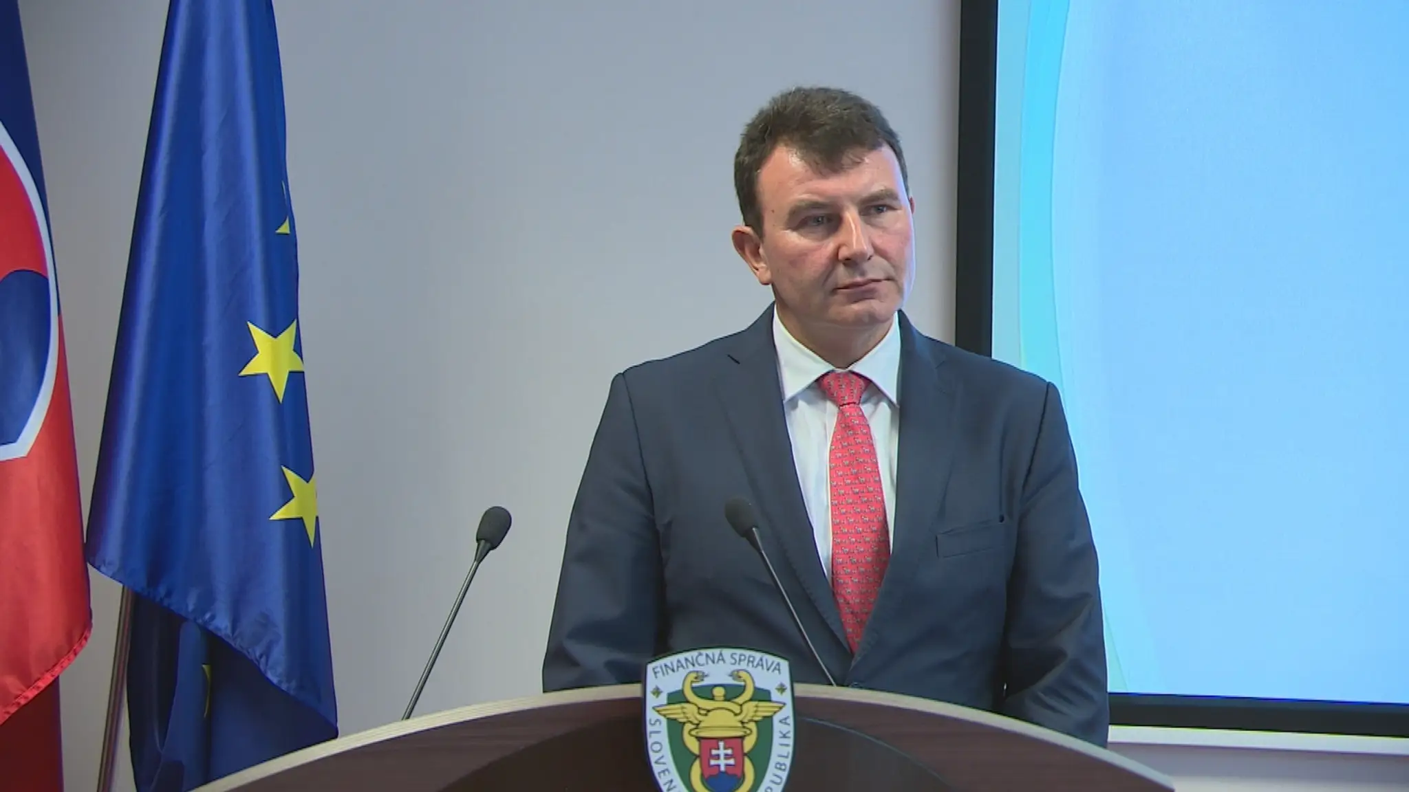Malá Timea prekonáva jednu vážnu diagnózu za druhou. 