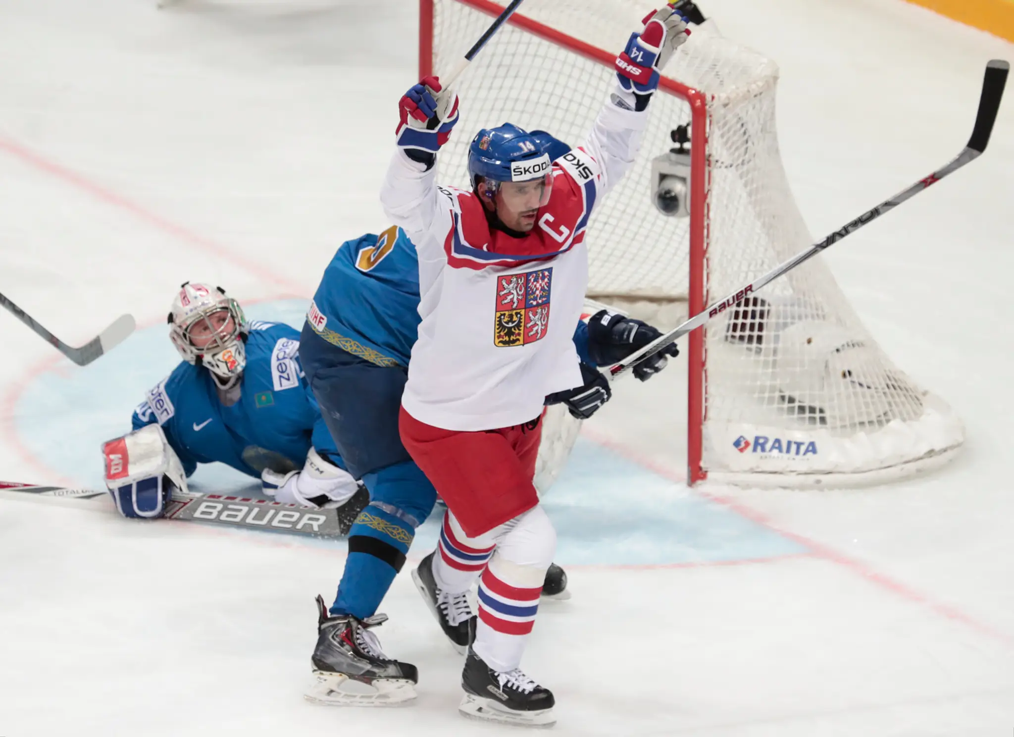 Tomáš Plekanec sa raduje z gólu v dueli MS 2016 proti Kazachstanu.