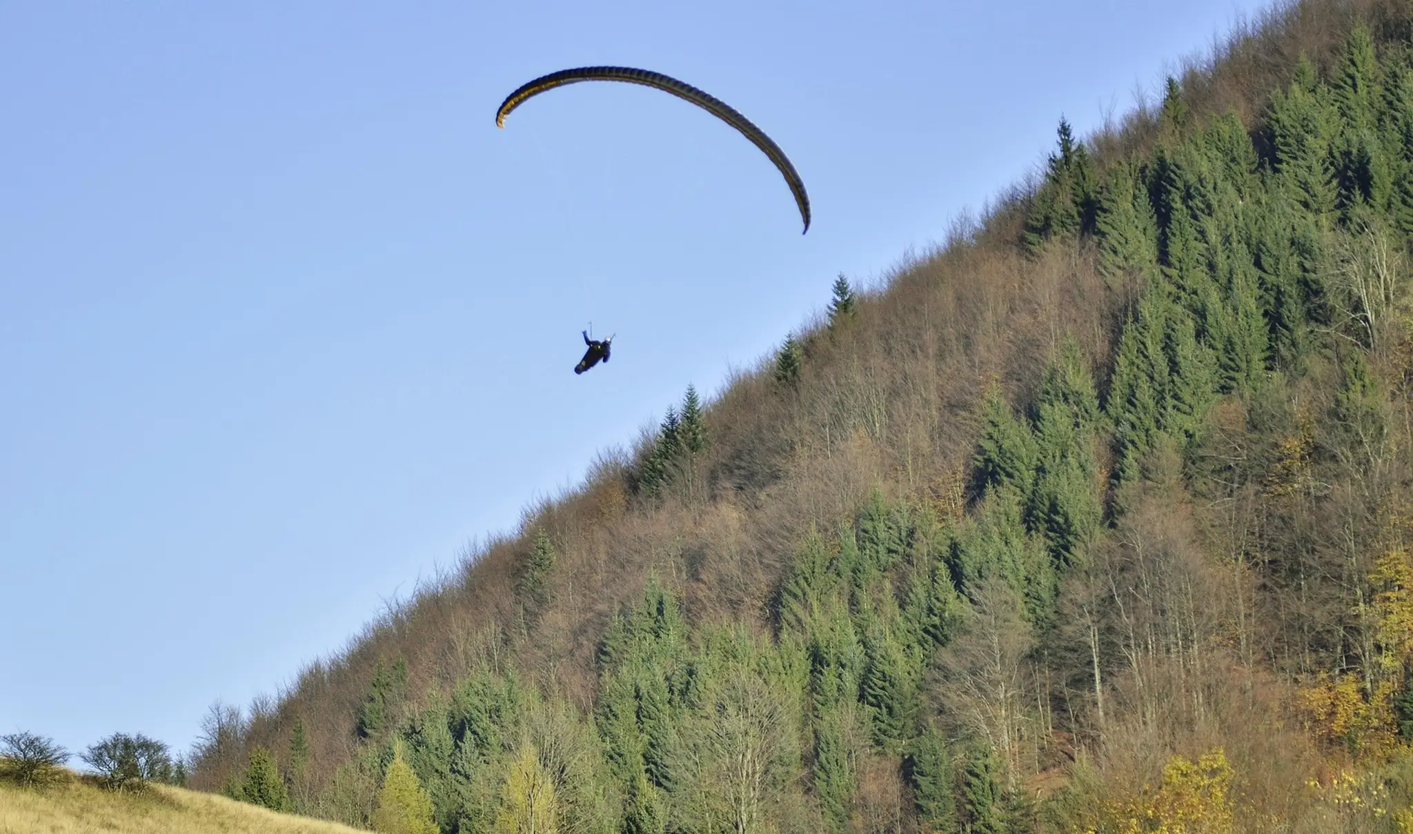 Paraglajdista - ilustračné foto.