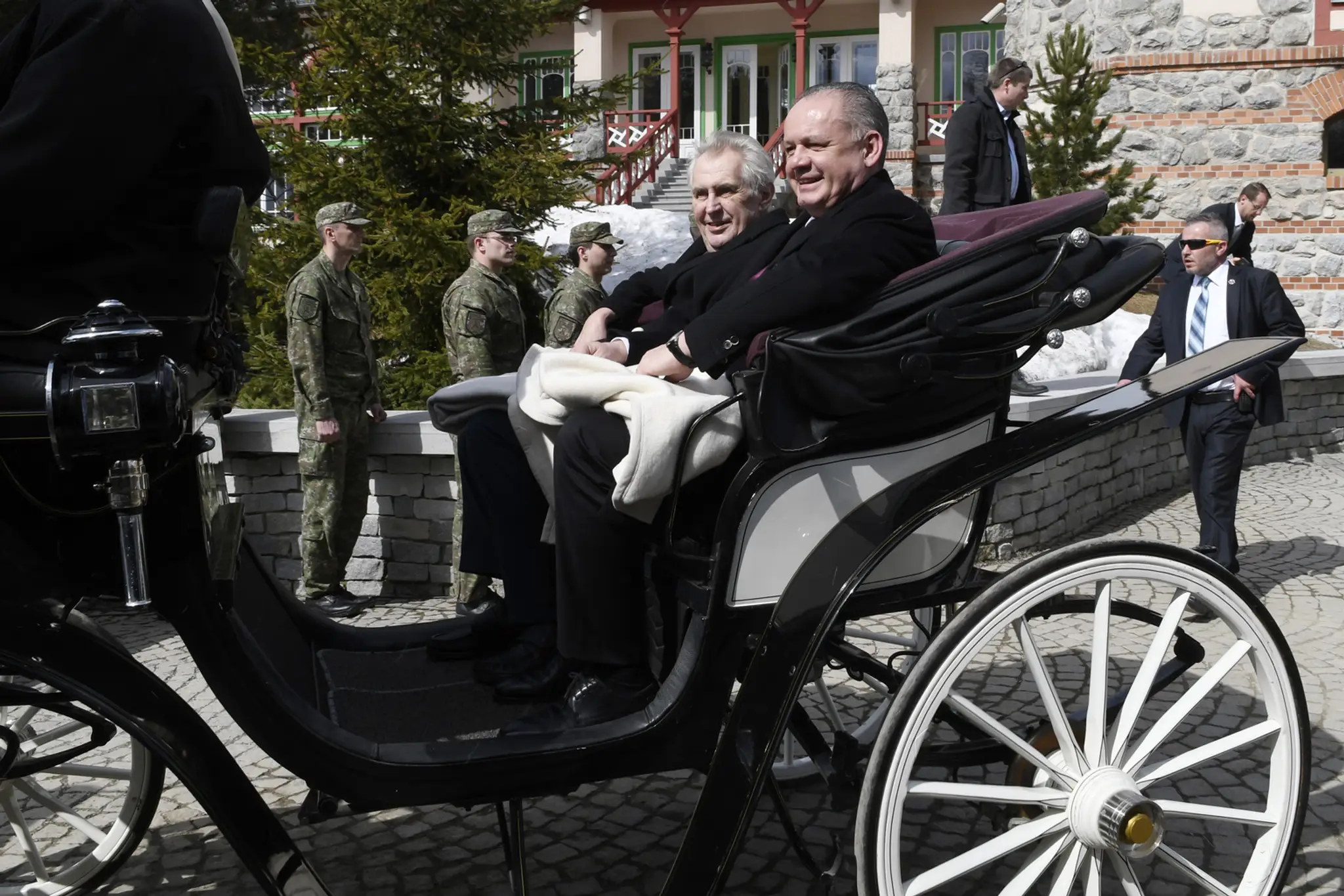 Prezident SR Andrej Kiska a prezident ČR Miloš Zeman počas stretnutia na Štrbskom plese