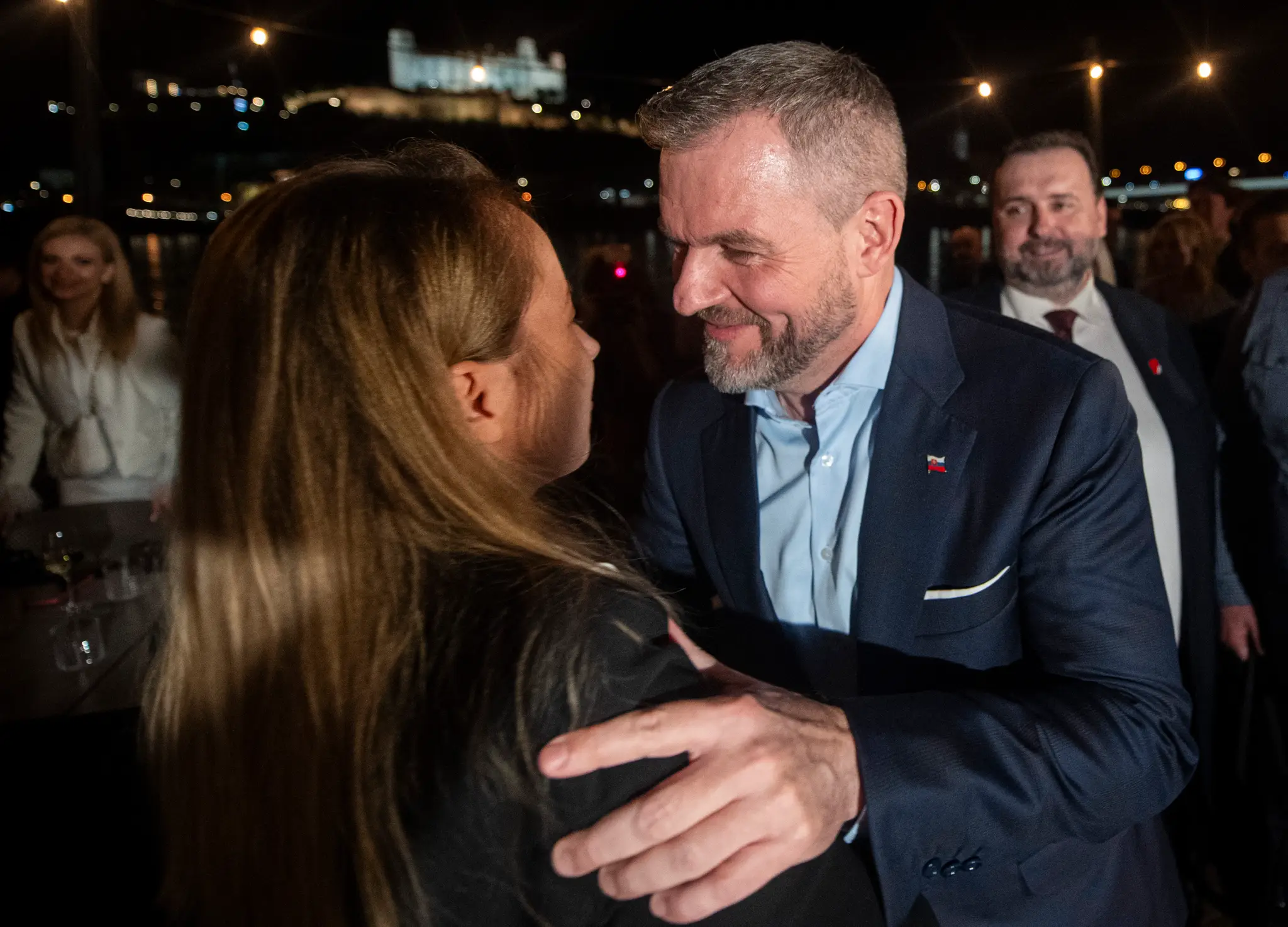 Peter Pellegrini počas príchodu do svojej volebnej centrály