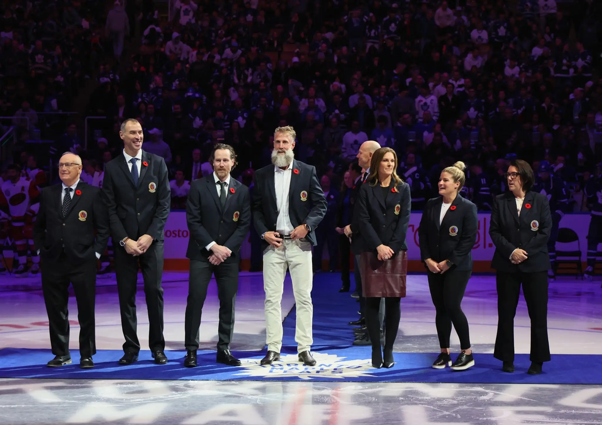Do Hokejovej siene slávy vstúpili aj ďalší velikáni. Joe Thornton spomínal na legendy