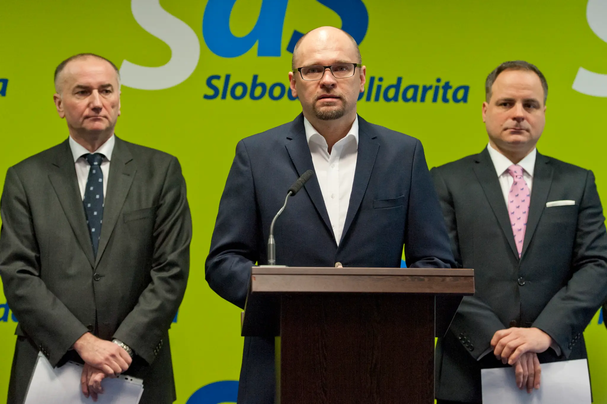 Predseda strany SaS Richard Sulík, poslanci Juraj Droba a Eugen Jurzyca