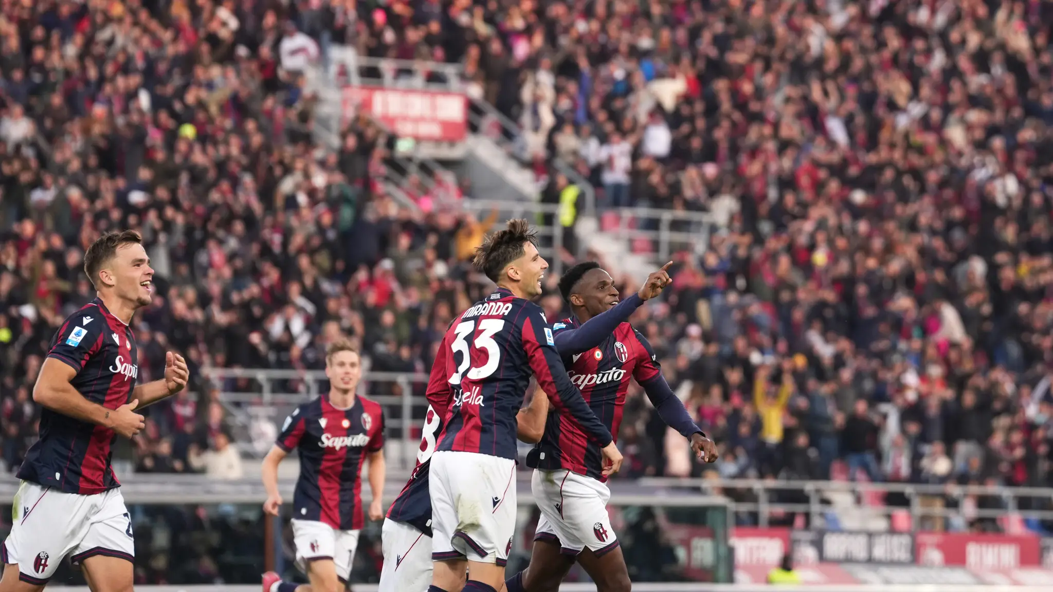 Bologna zarmútila majstra.