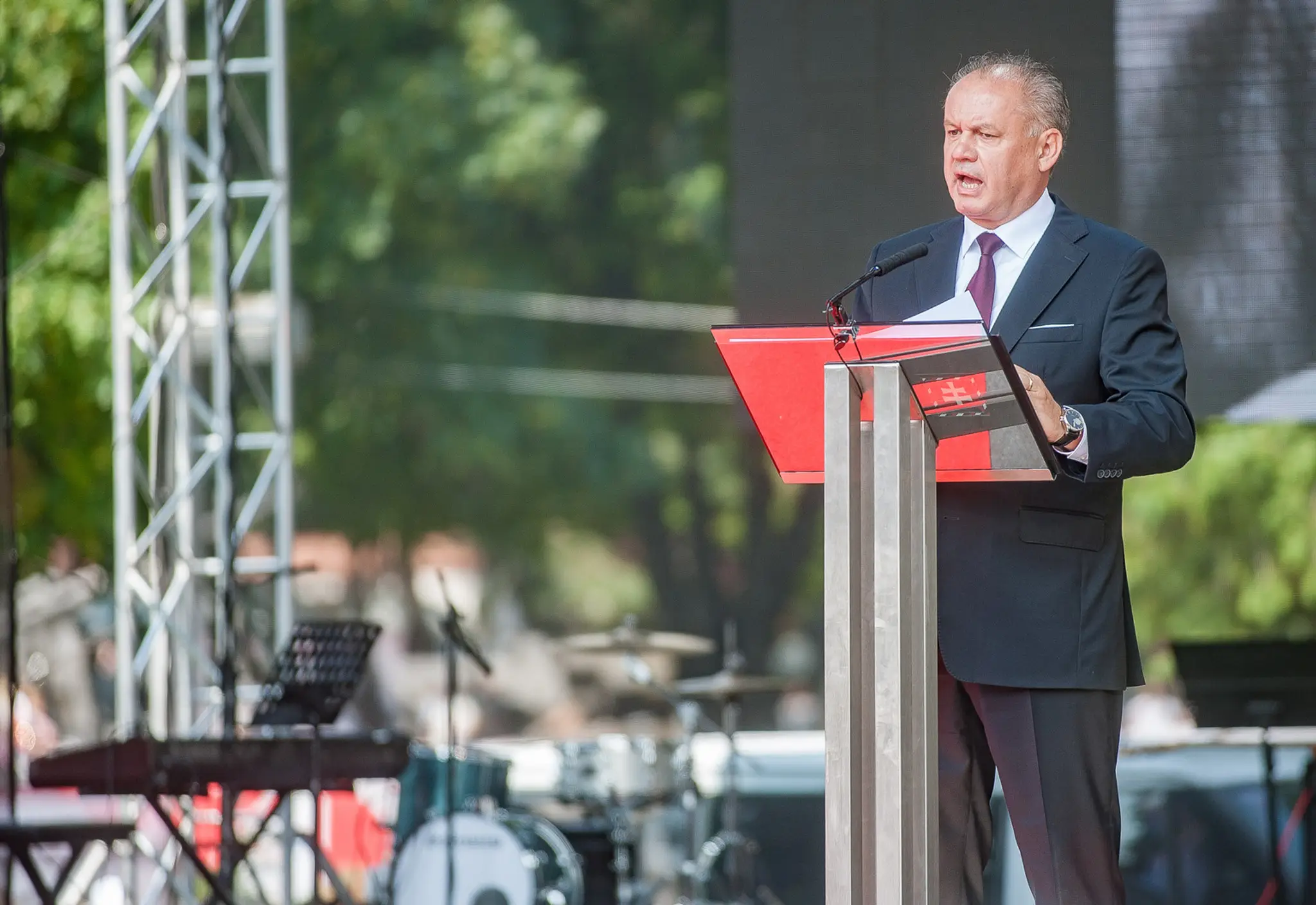 Prezident SR Andrej Kiska počas prejavu na slávnostnom zhromaždení.
