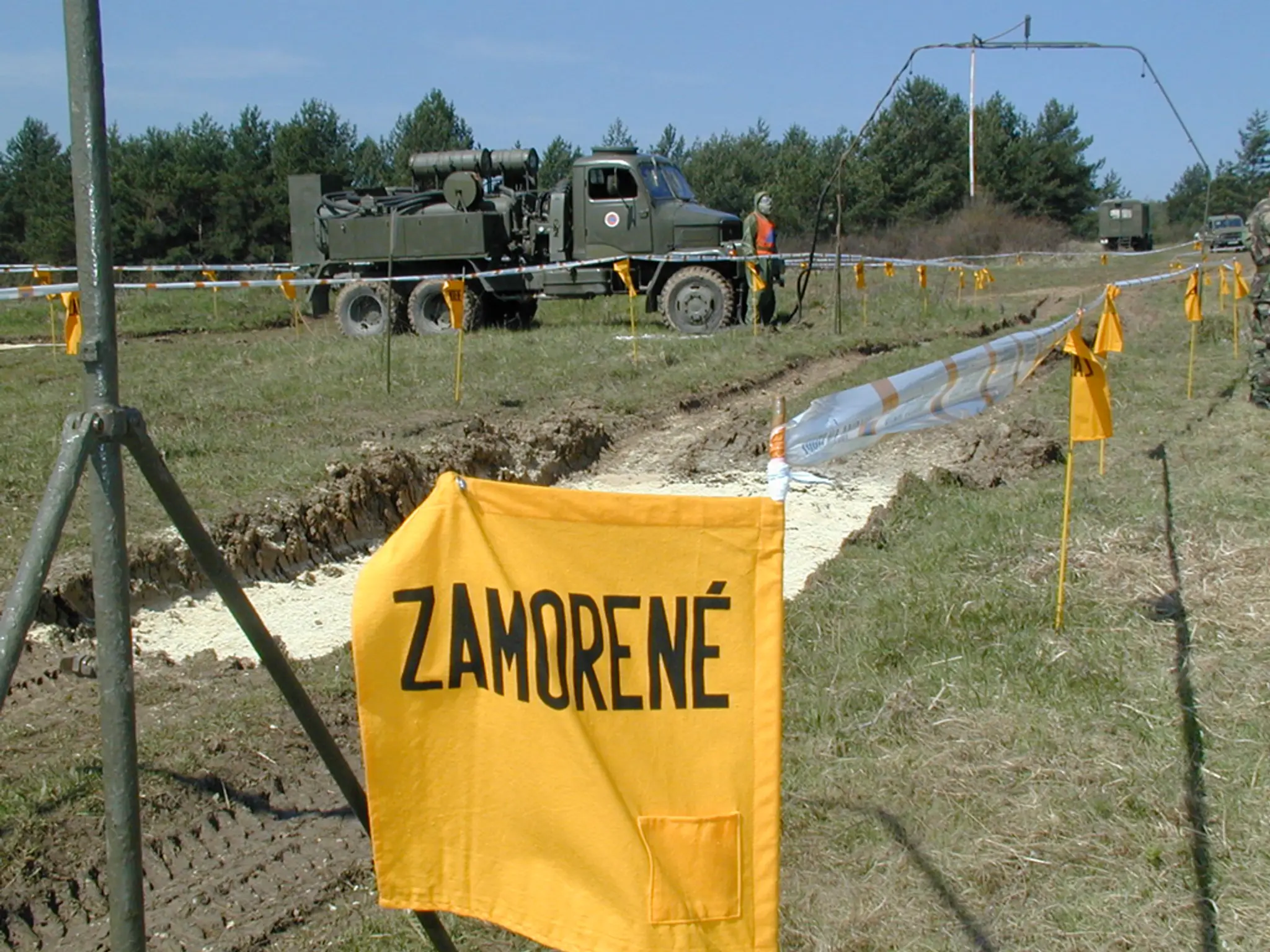 Na snímke upozornenie o nákaze.