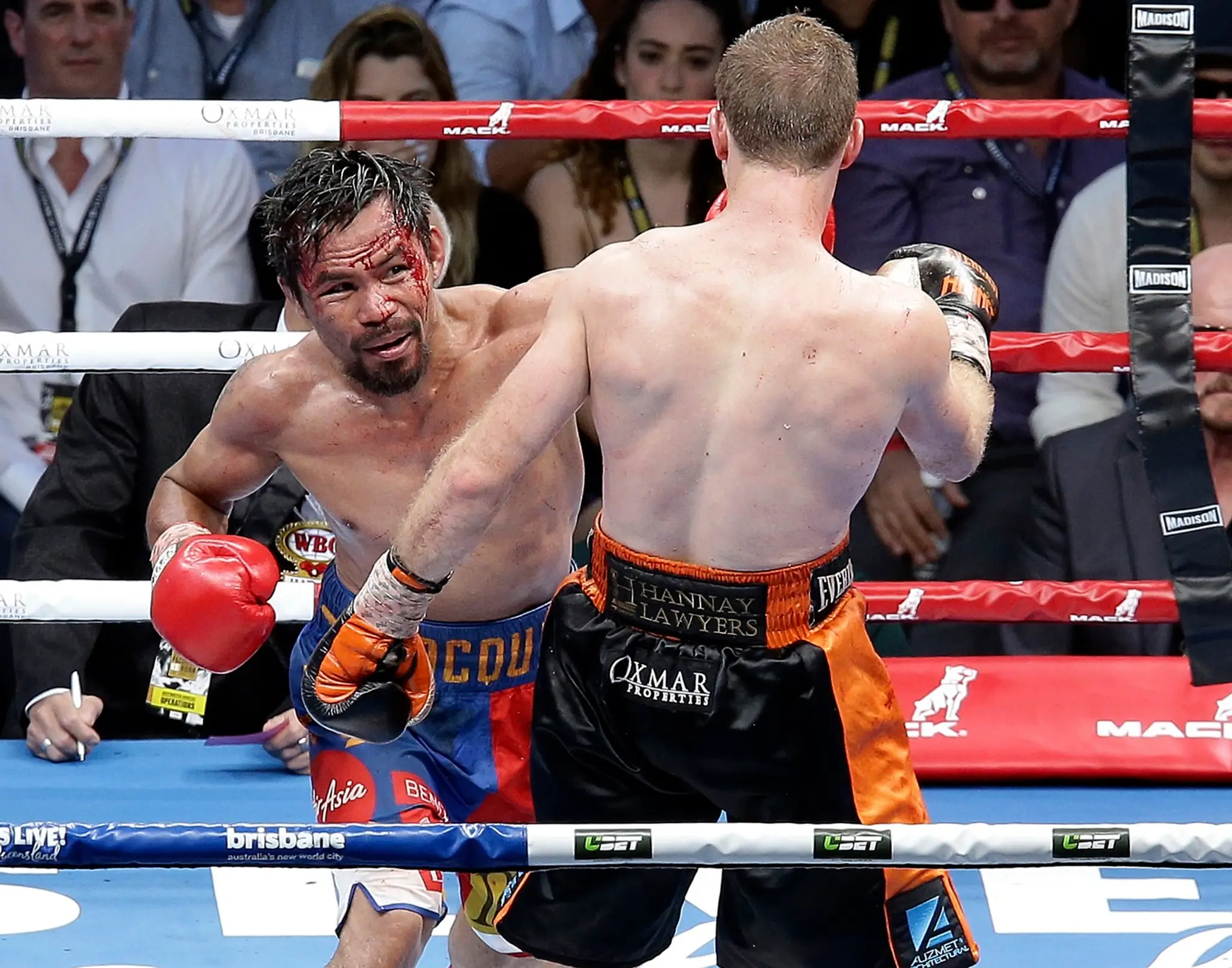 Manny Pacquiao prišiel o majstrovský opasok organizácie WBO 