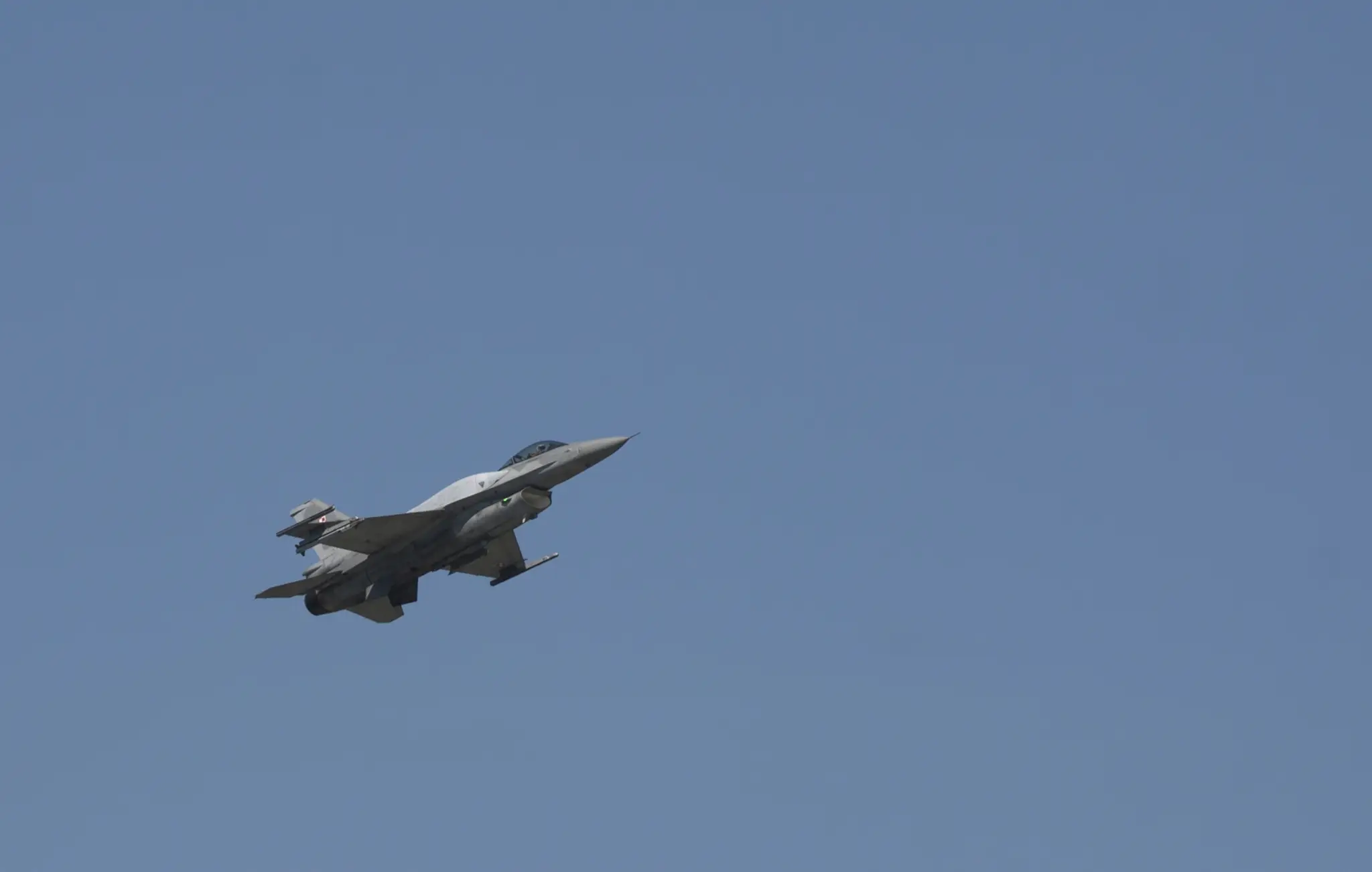 Stíhačka typu F-16
