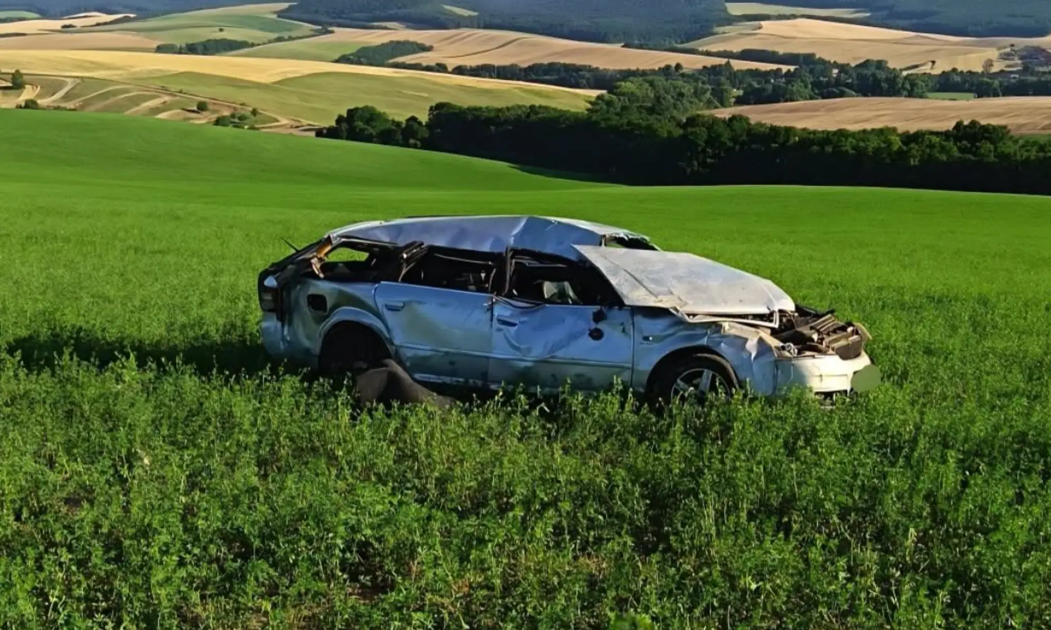 Tragická nehoda medzi obcami Radošovce a Mokrý Háj. 