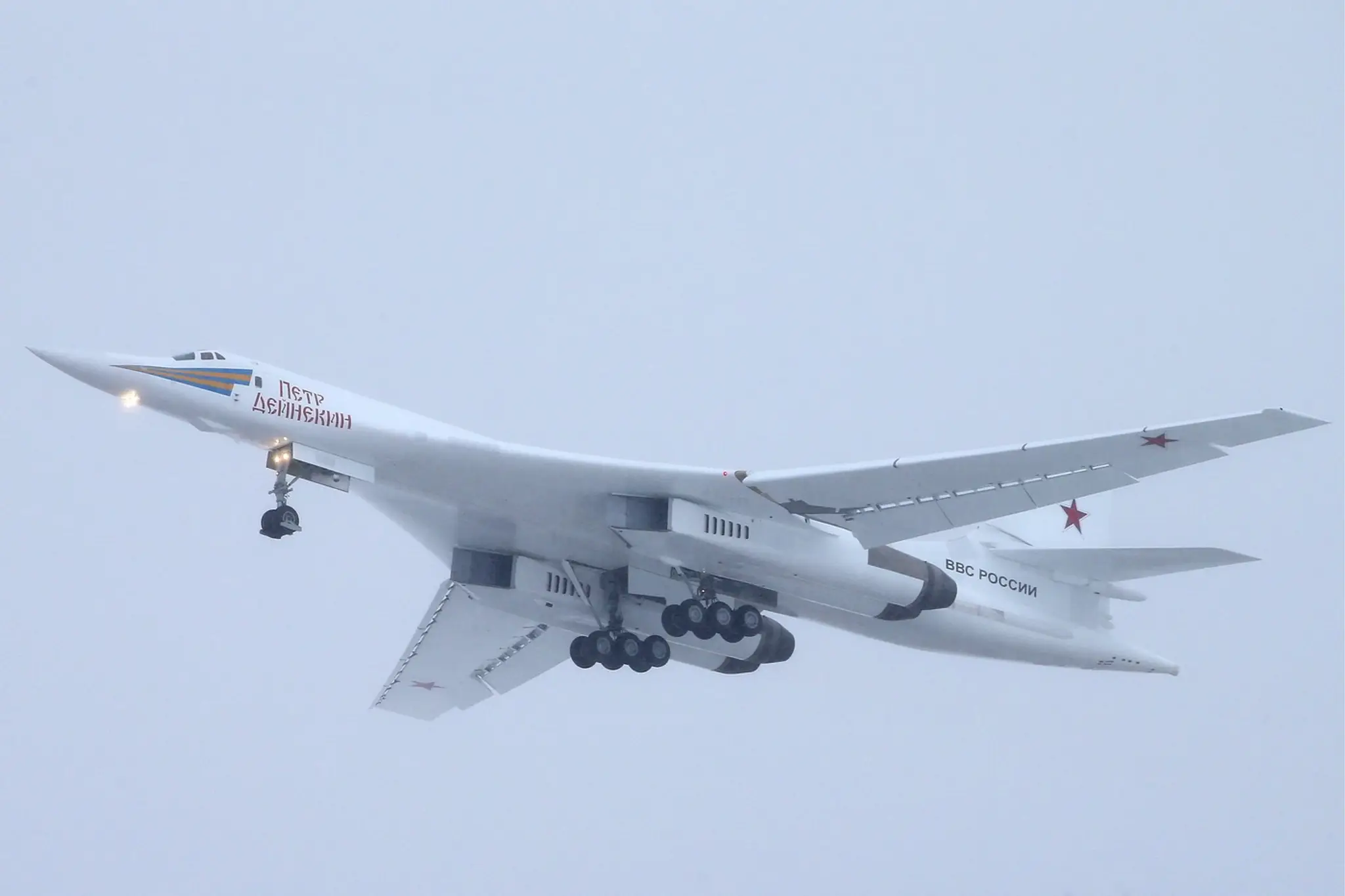 Stroj Tu-160M.
