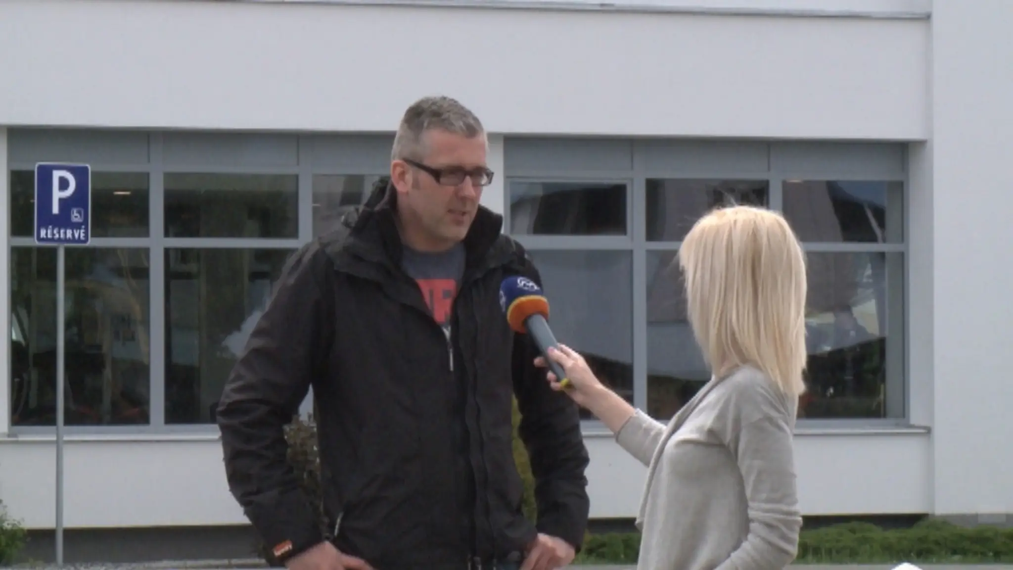 zmenil si priezvisko.jpg