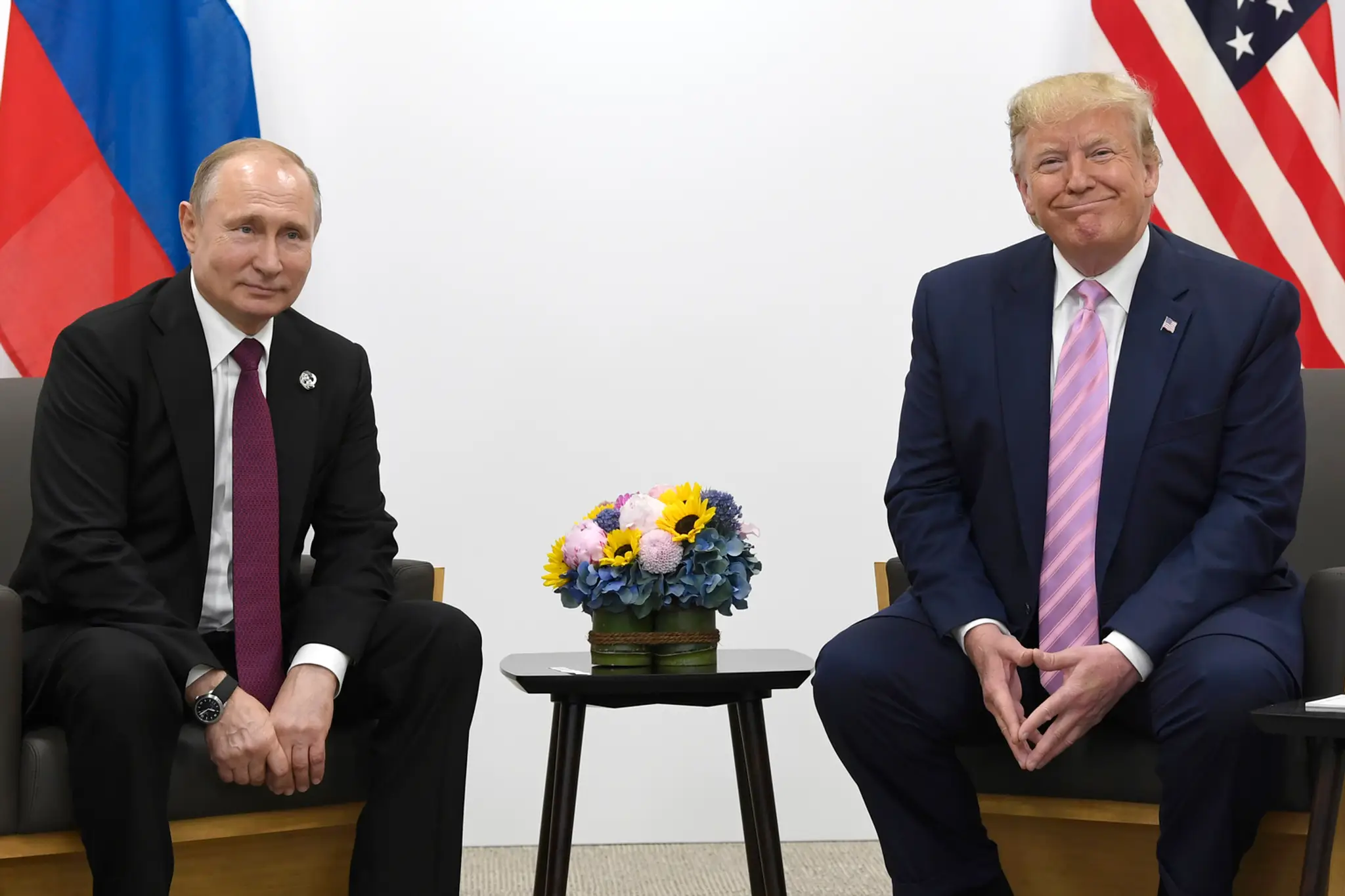 Zľava Vladimir Putin a Donald Trump.