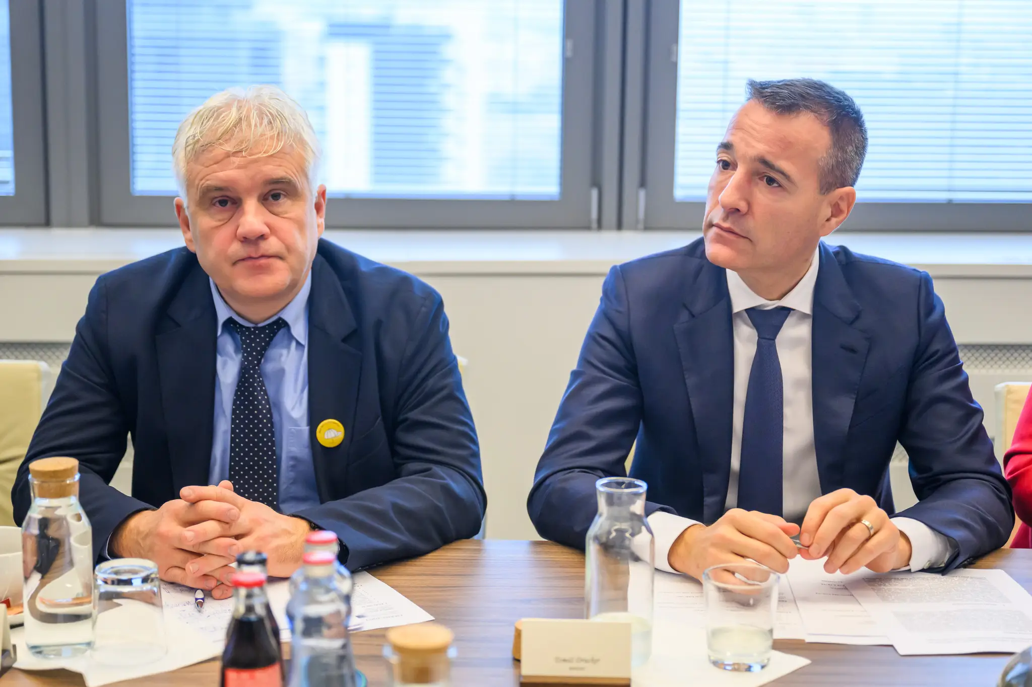 Komisár pre deti Jozef Mikloško a minister školstva, vedy, výskumu, vývoja a mládeže SR Tomáš Drucker.