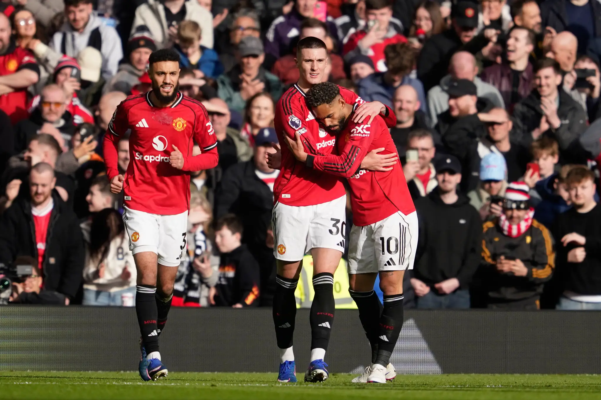 Futbalisti Manchestru United sa tešia z gólu