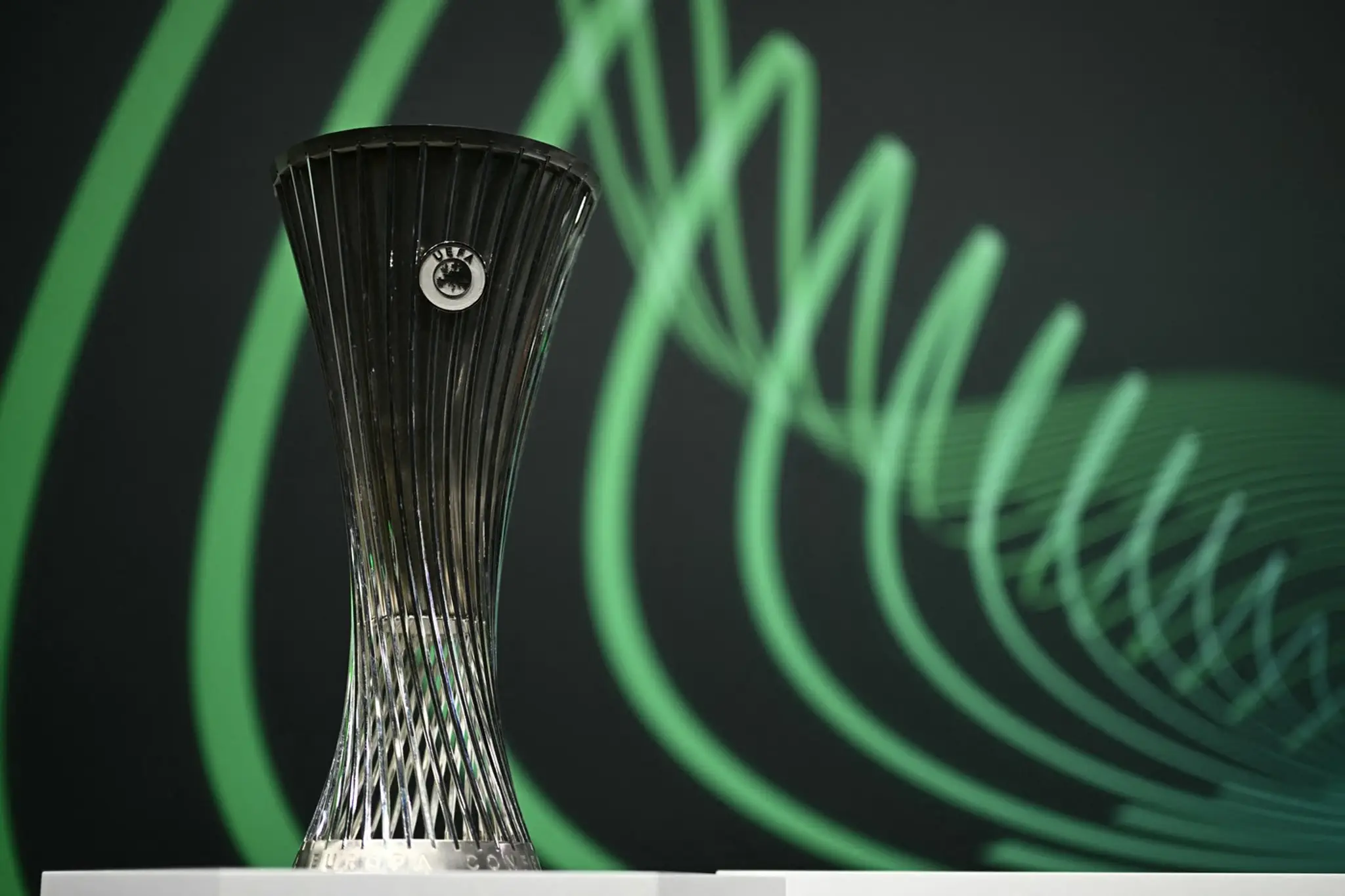 Trofej pre víťaza Európskej konferenčnej ligy.