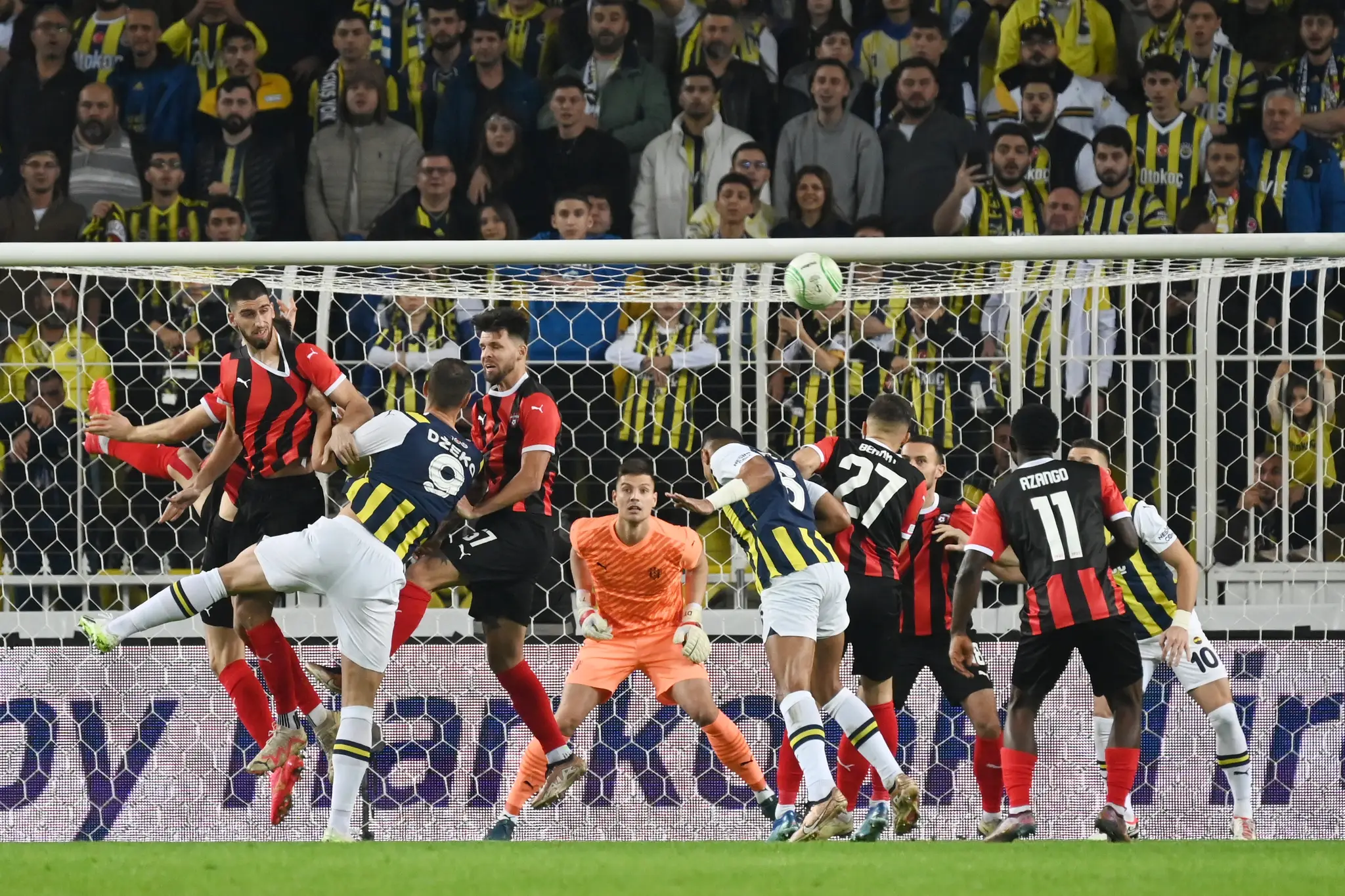 Fenerbahce Istanbul - Spartak Trnava.