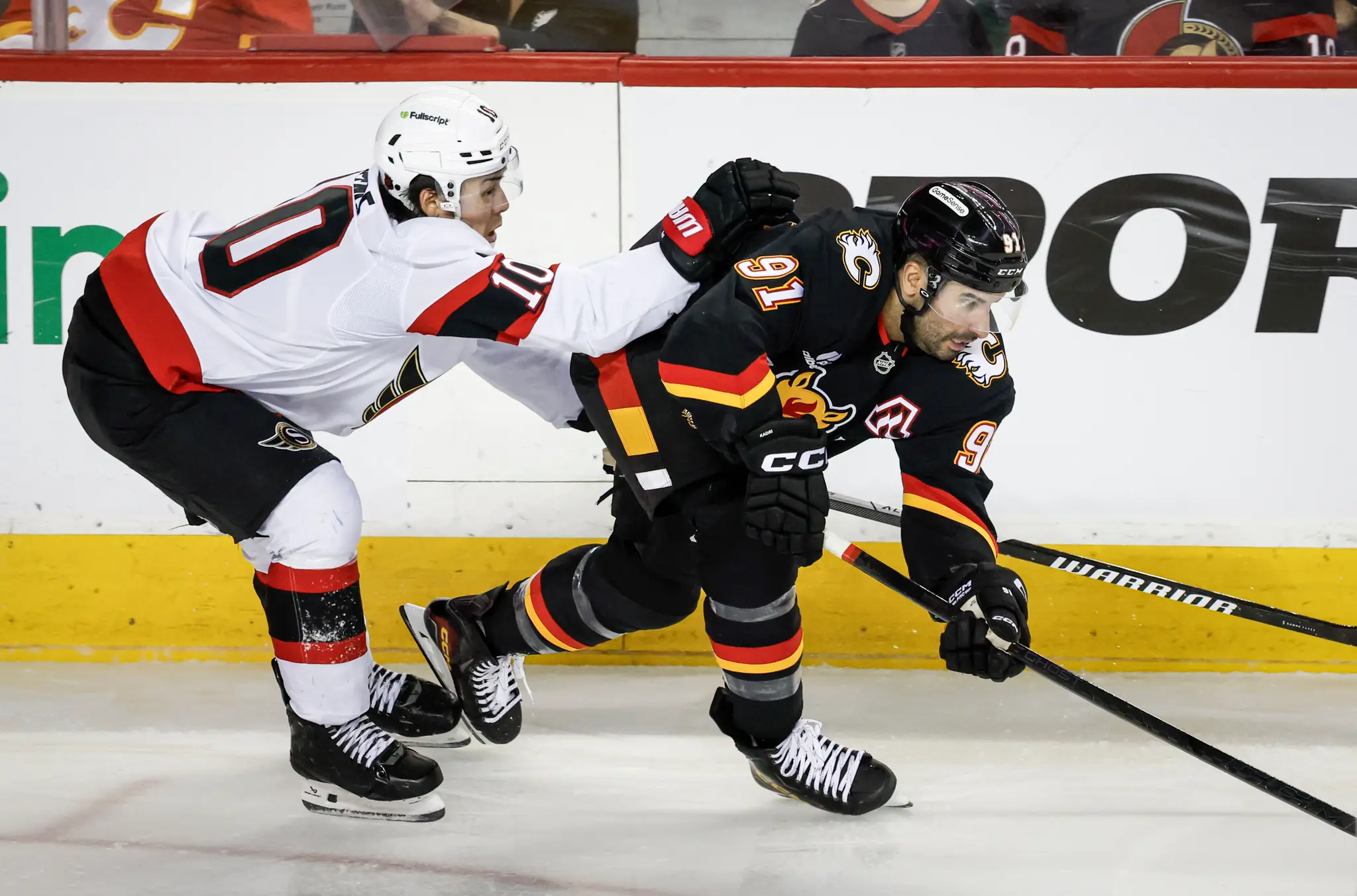 Nazem Kadri opustil Calgary Flames.
