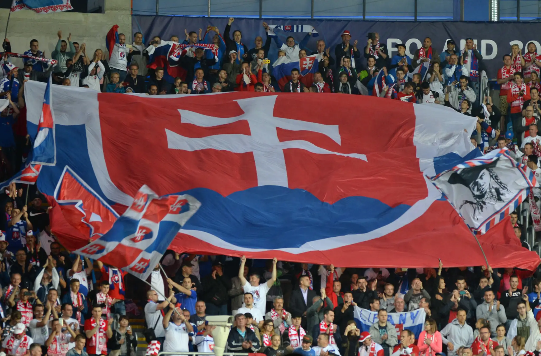 Na snímke slovenskí fanúšikovia v zápase Poľsko - Slovensko na ME vo futbale do 21 rokov.